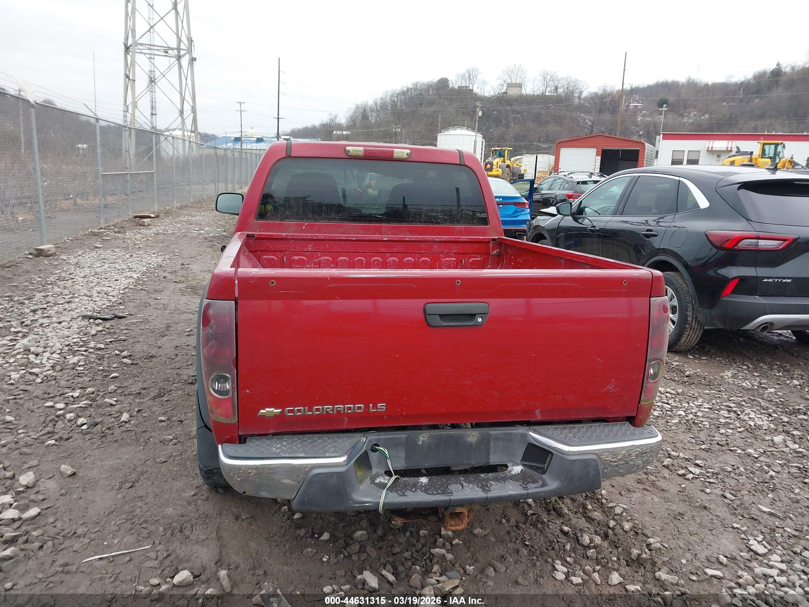 CHEVROLET COLORADO image 6