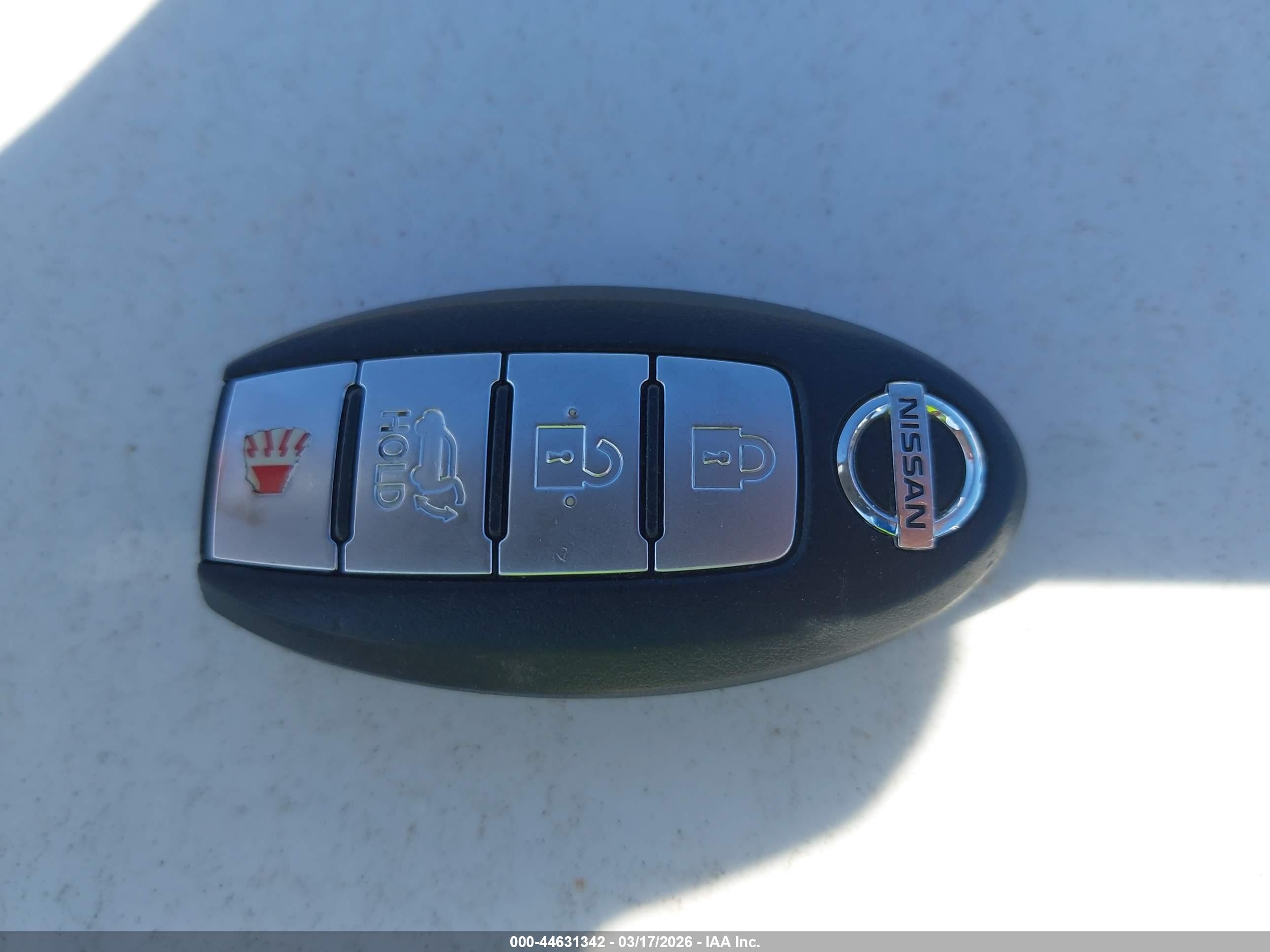 NISSAN ROGUE image 11