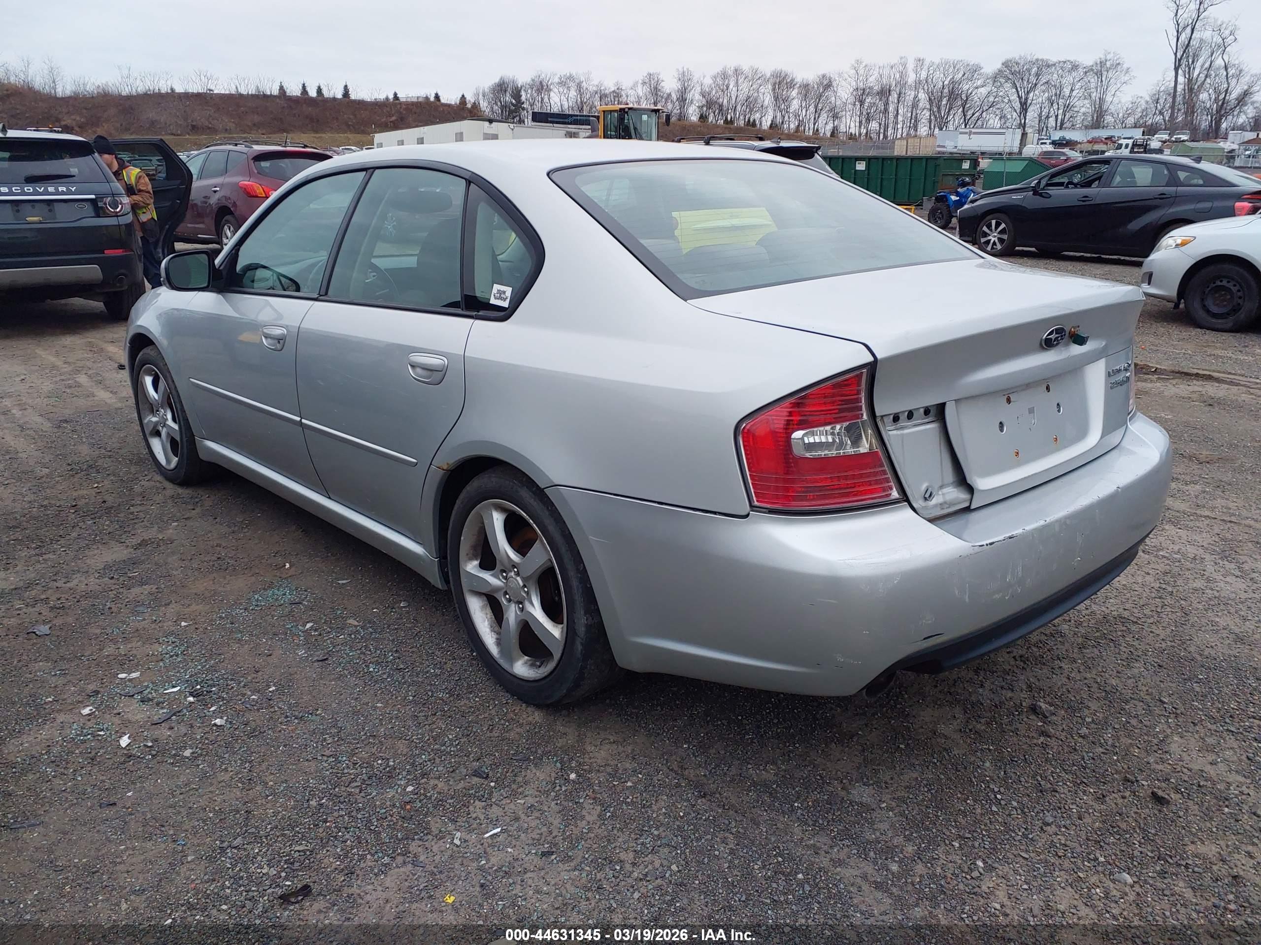 SUBARU LEGACY image 3