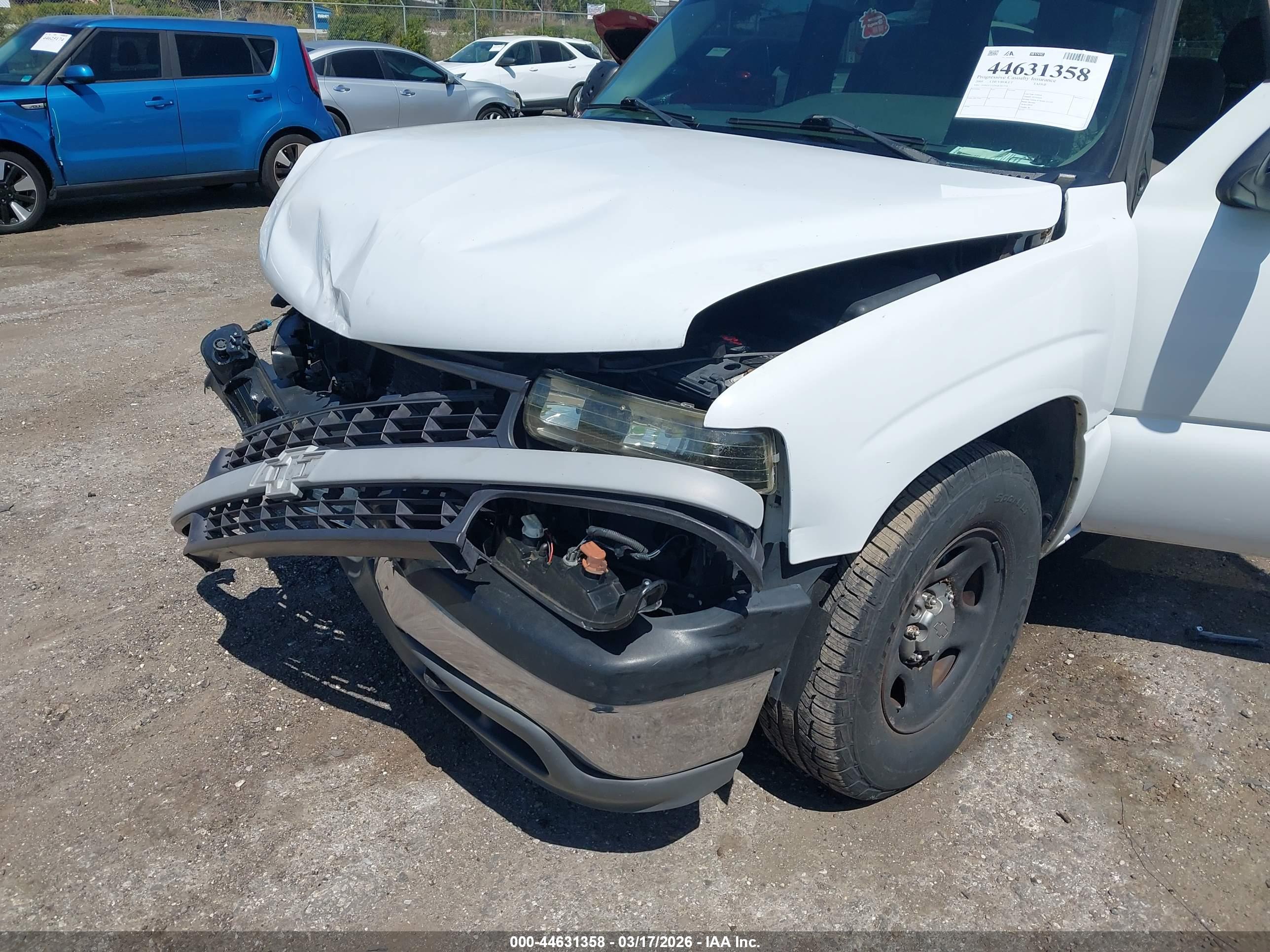 CHEVROLET TAHOE image 6