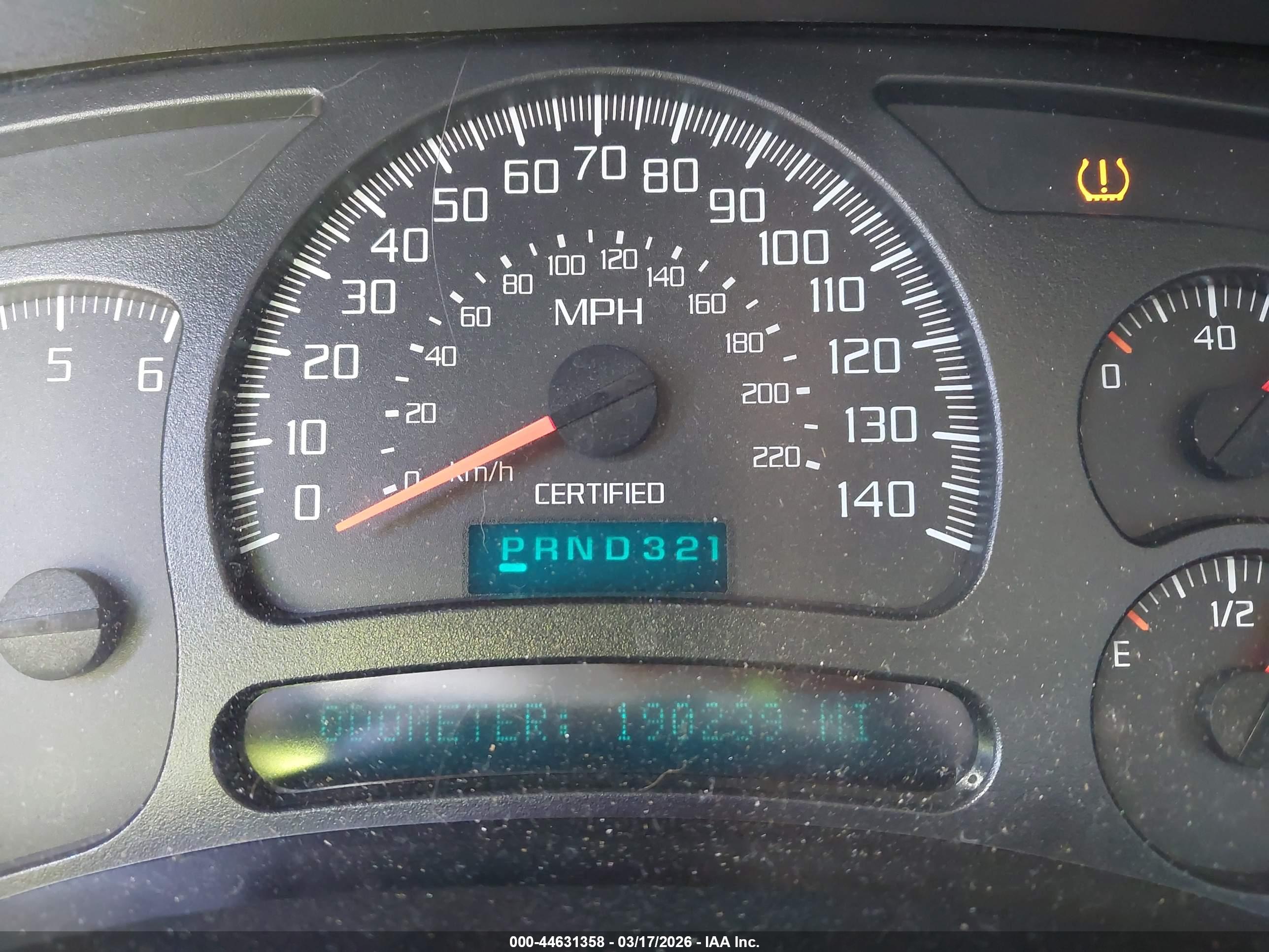 CHEVROLET TAHOE image 7
