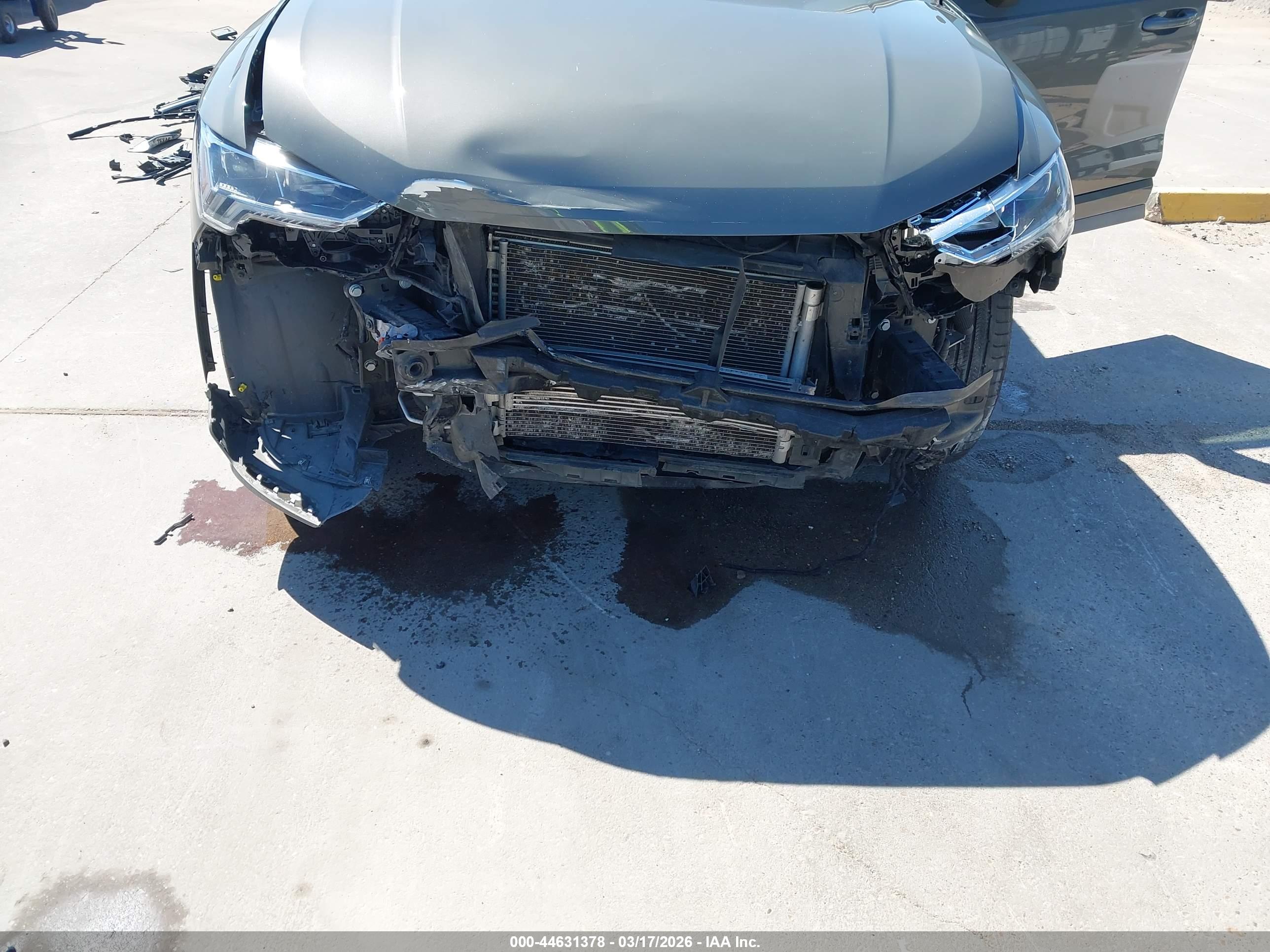 AUDI Q3 image 6
