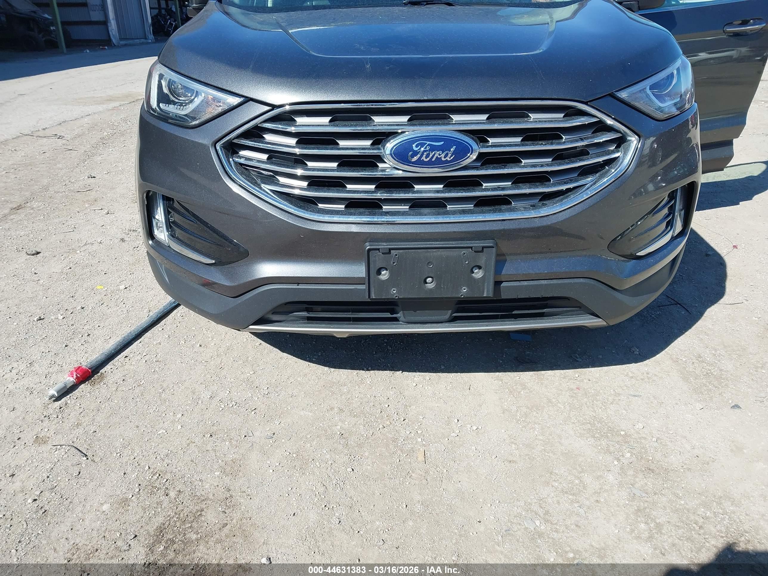 FORD EDGE image 6
