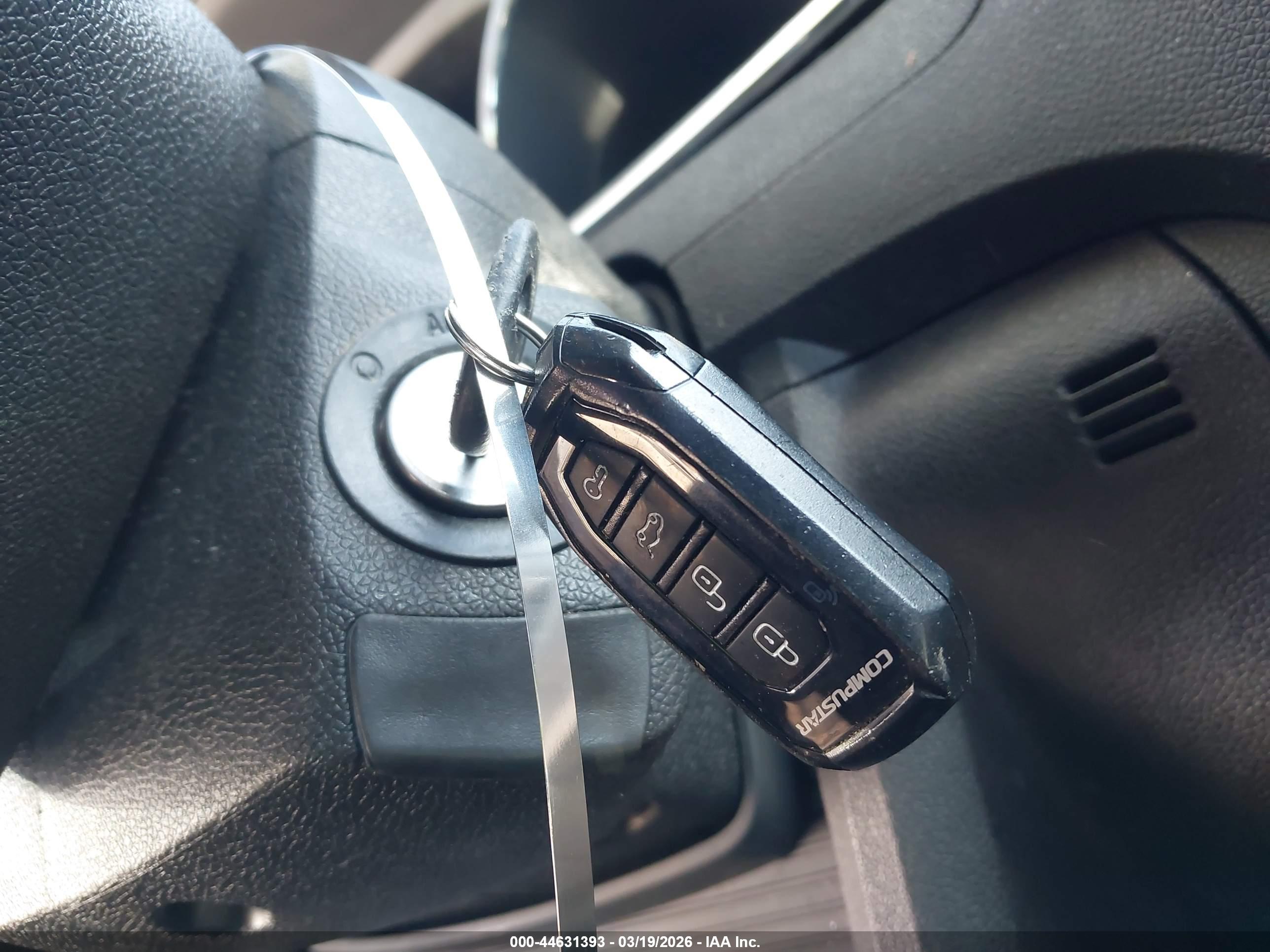 CHEVROLET TRAVERSE image 11