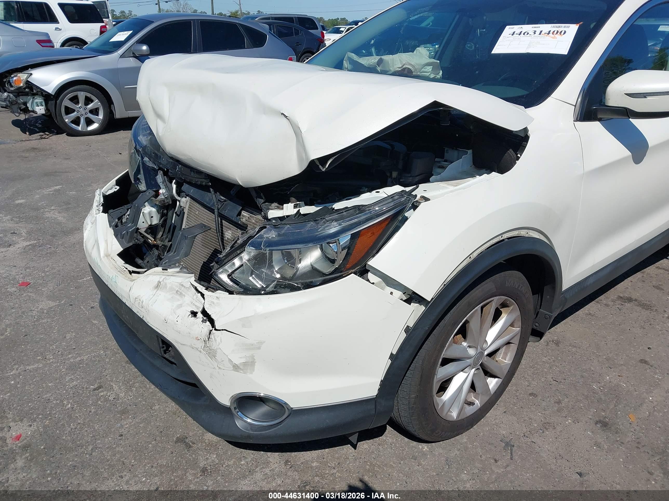 NISSAN ROGUE image 6
