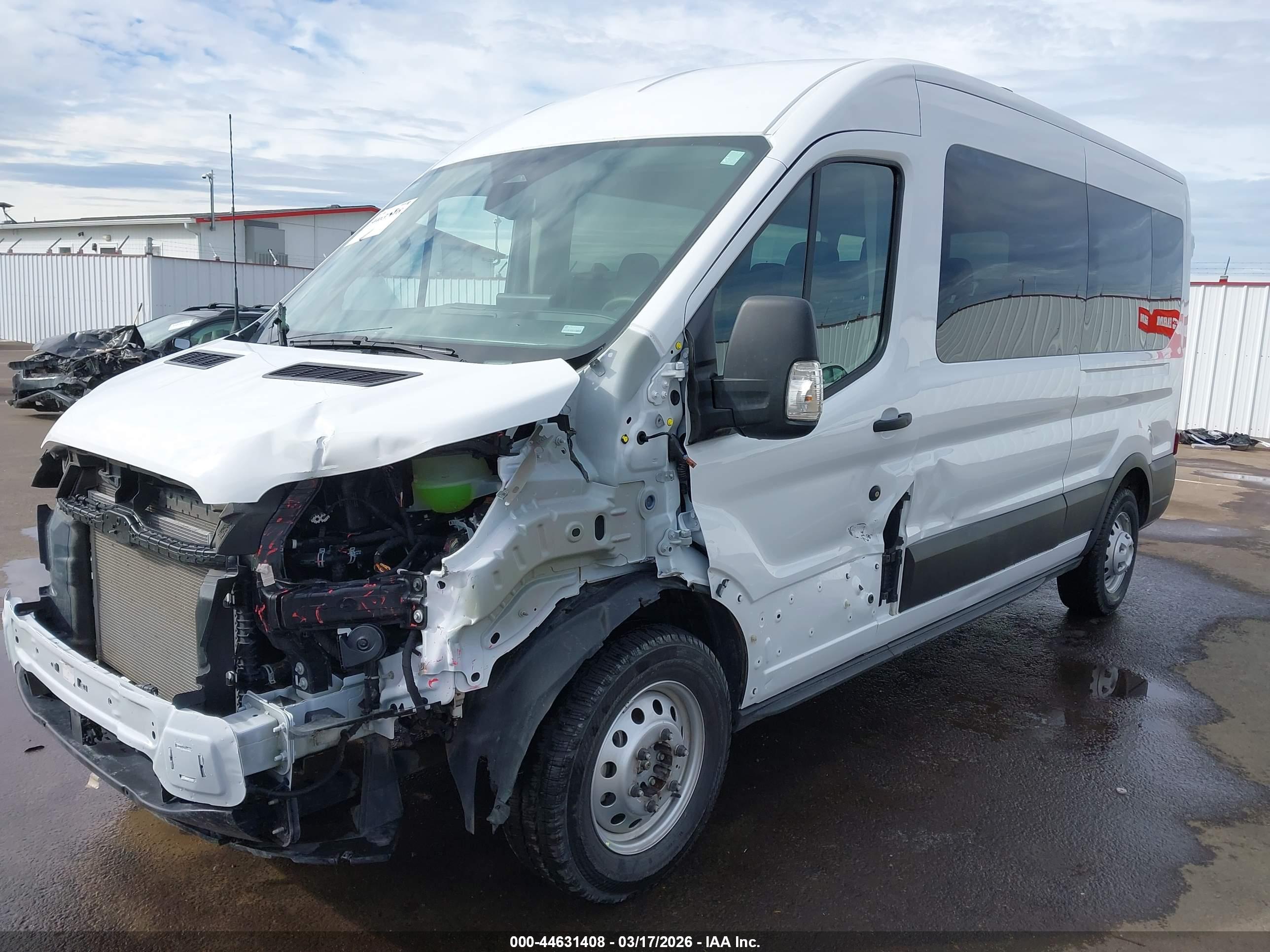 FORD TRANSIT-350 image 2