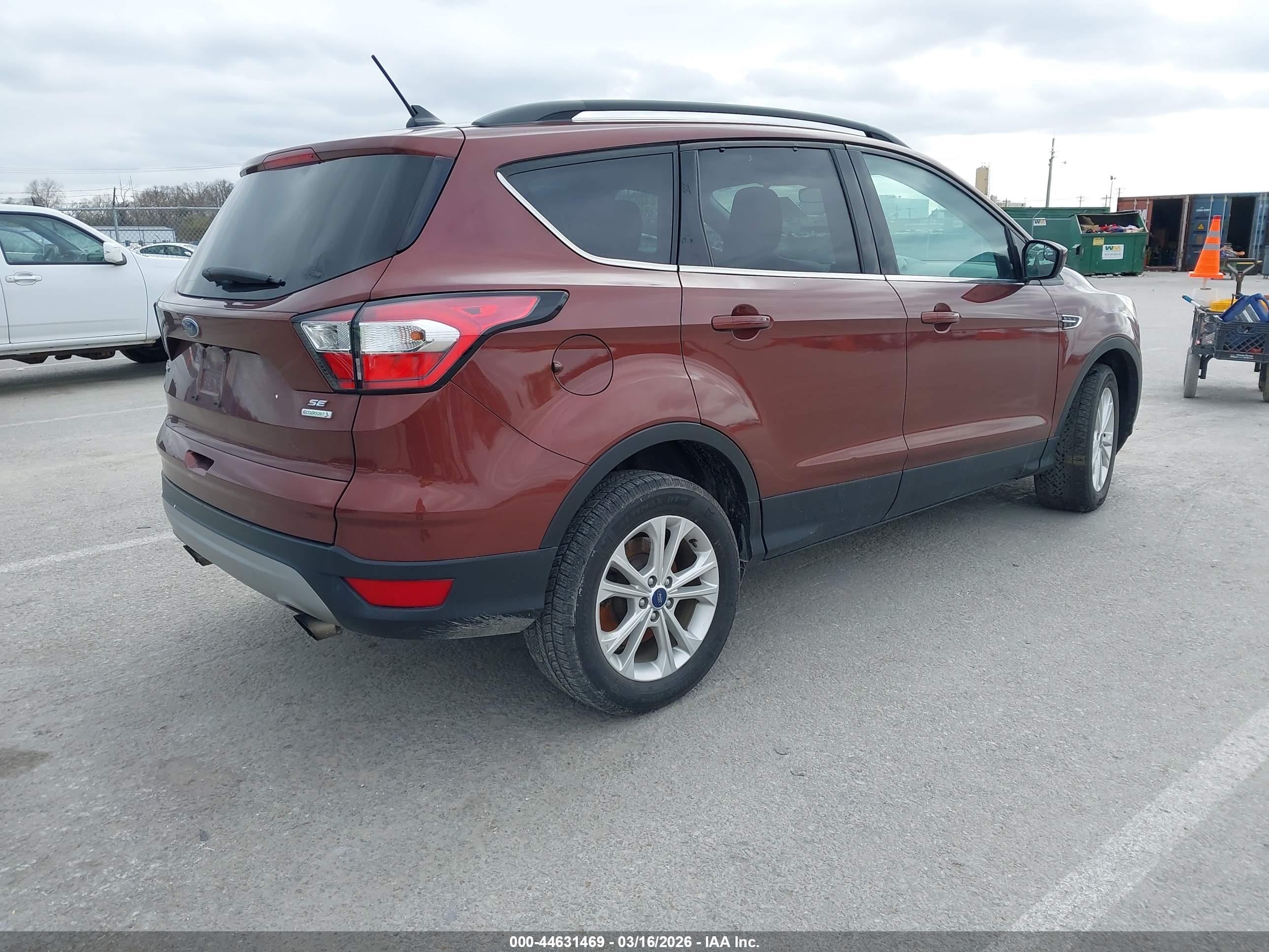 FORD ESCAPE image 4