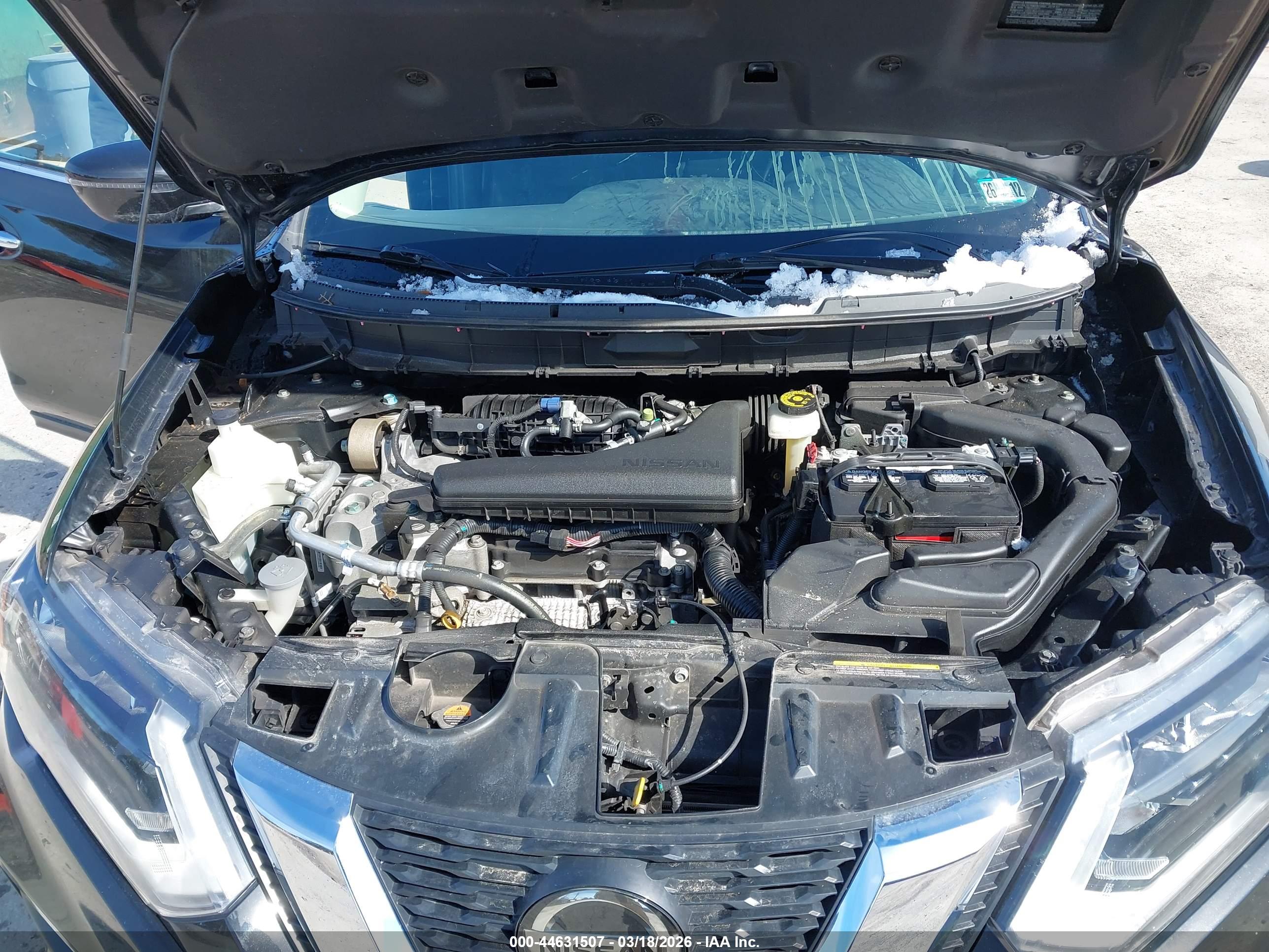NISSAN ROGUE image 10