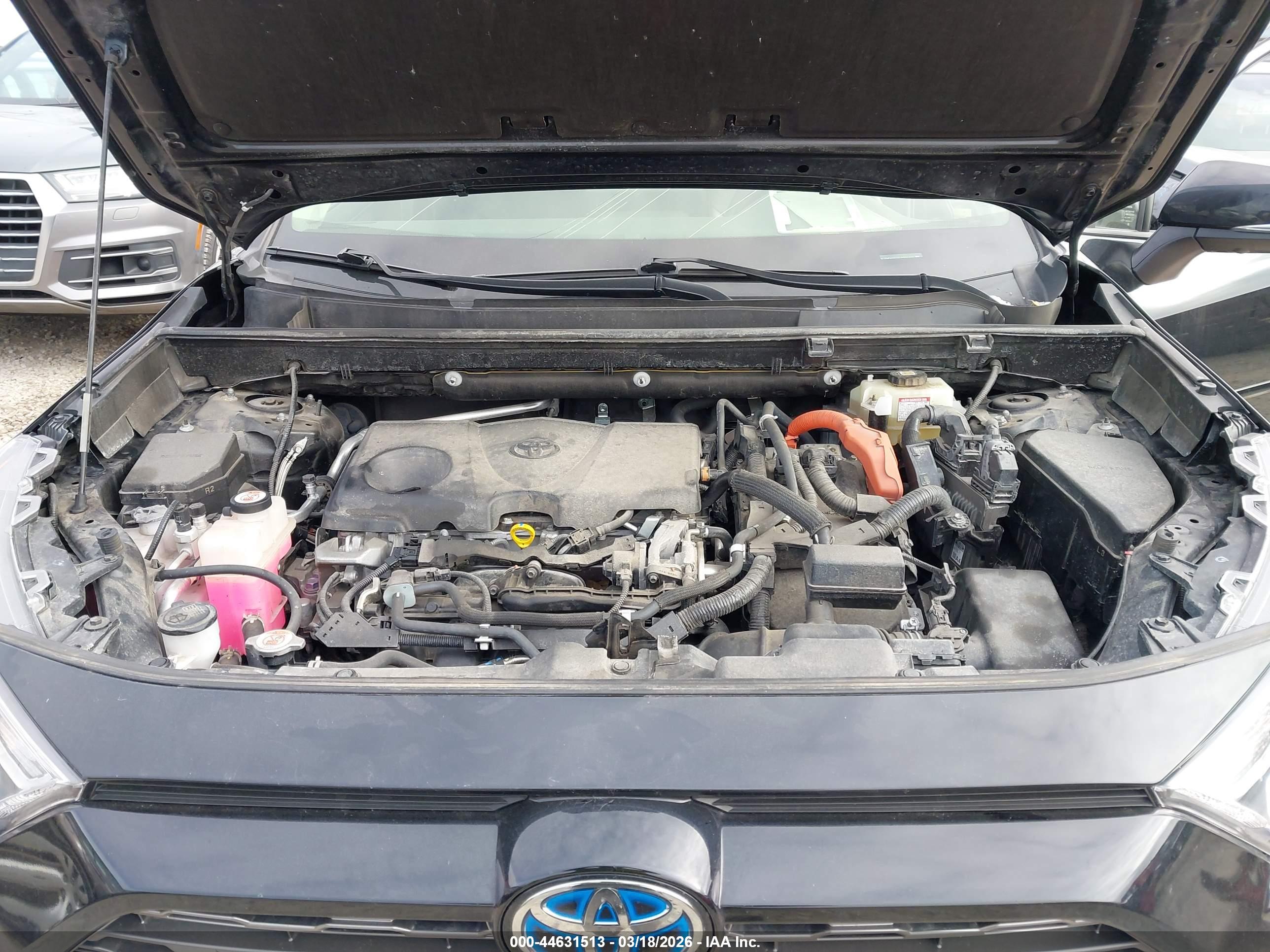 TOYOTA RAV4 image 10