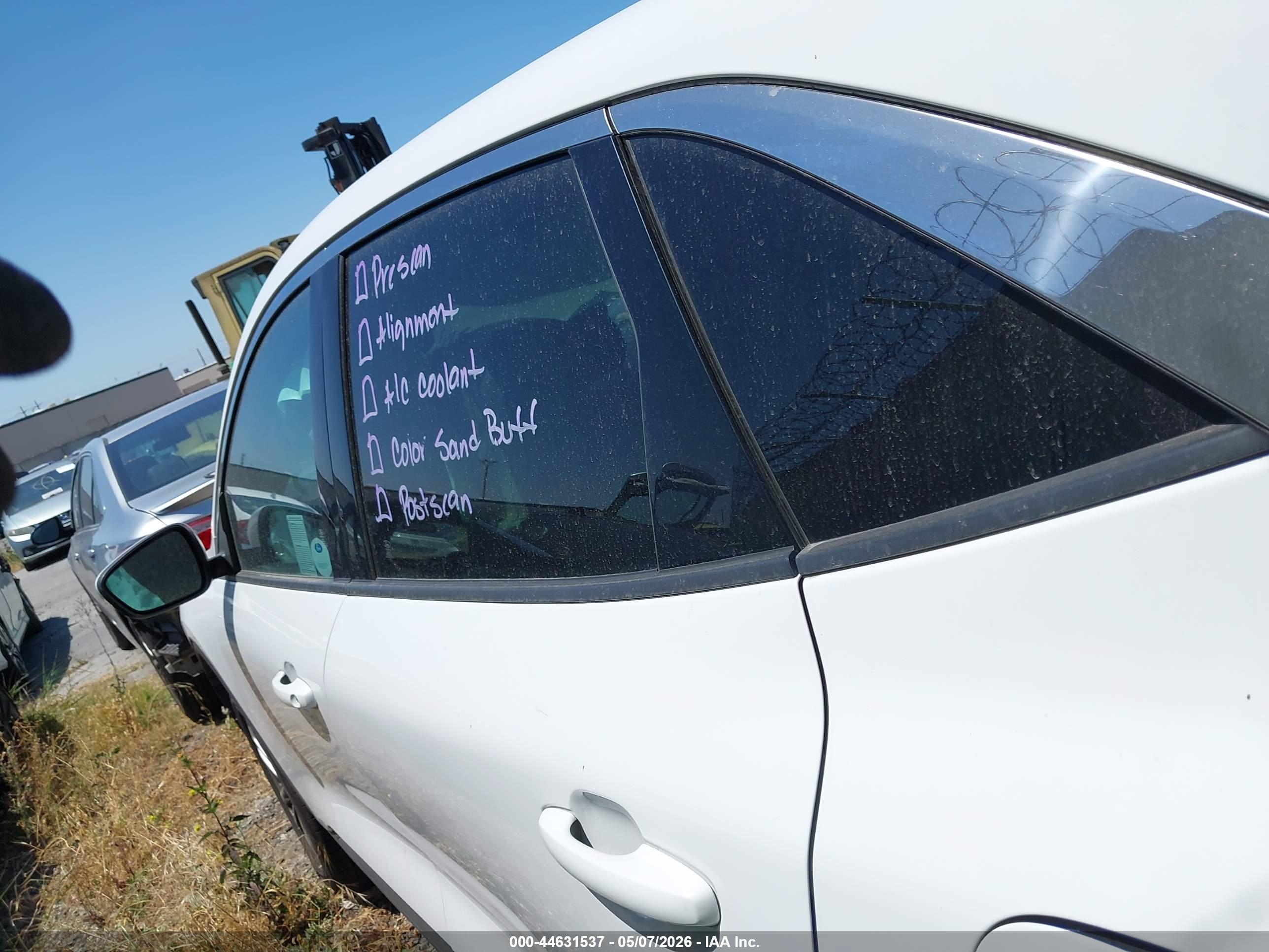 FORD ESCAPE image 3