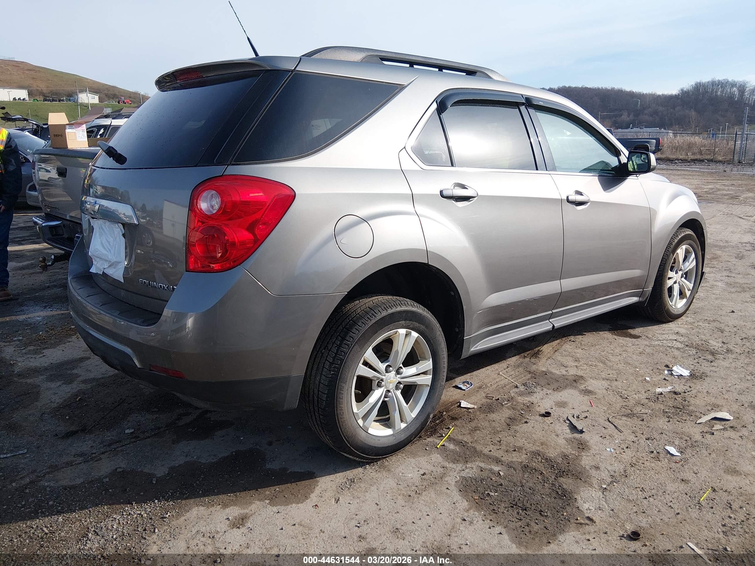 CHEVROLET EQUINOX image 4