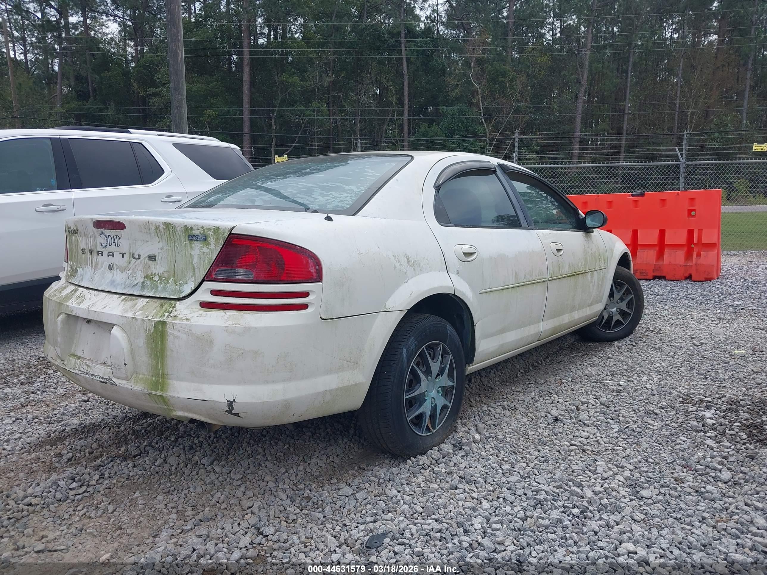 DODGE STRATUS image 4