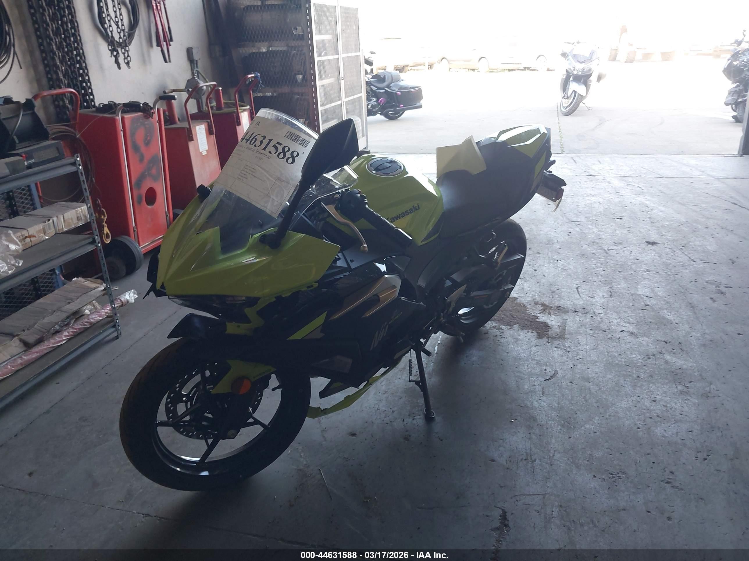 KAWASAKI EX500 image 2