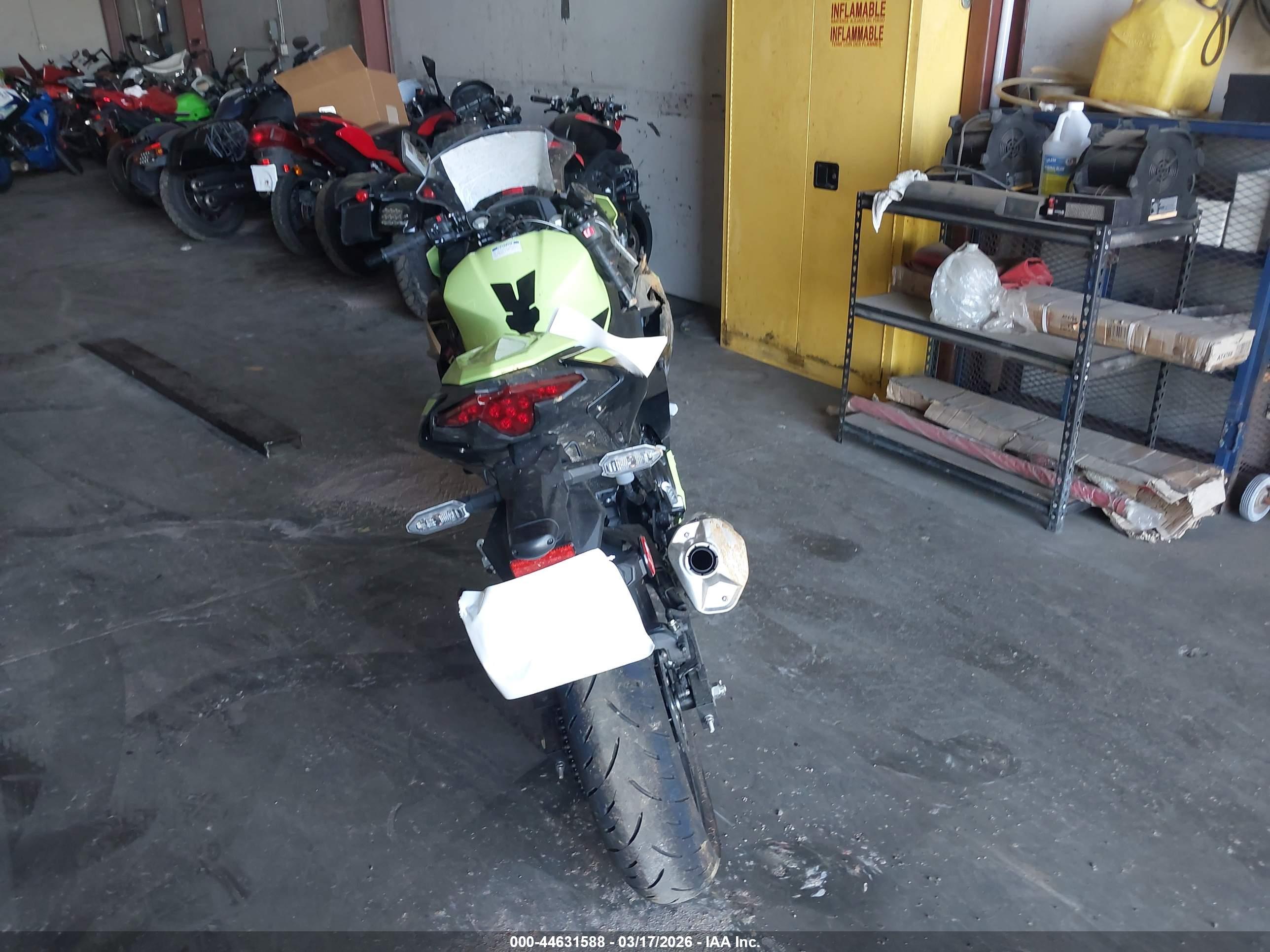 KAWASAKI EX500 image 6