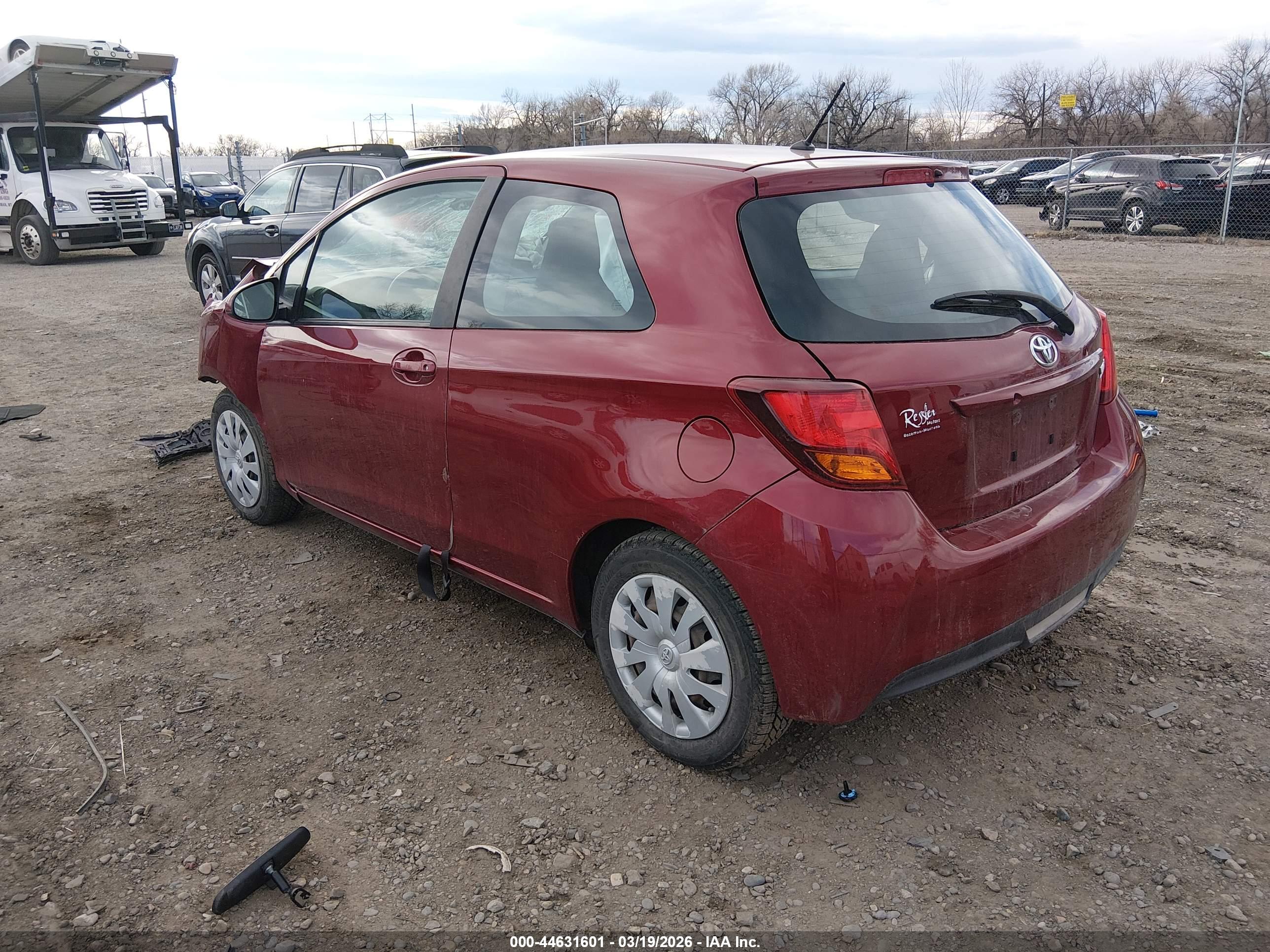 TOYOTA YARIS image 3