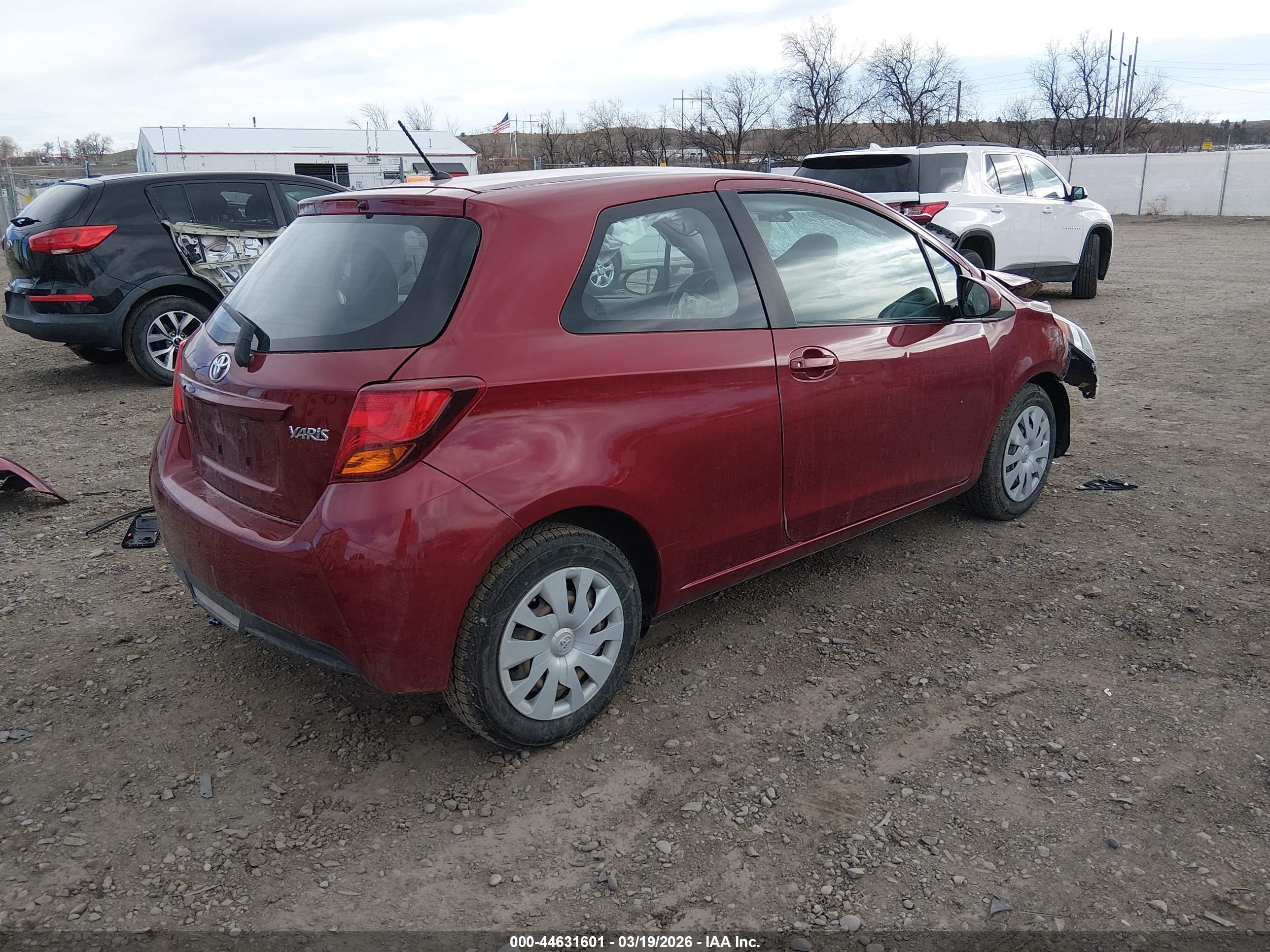 TOYOTA YARIS image 4