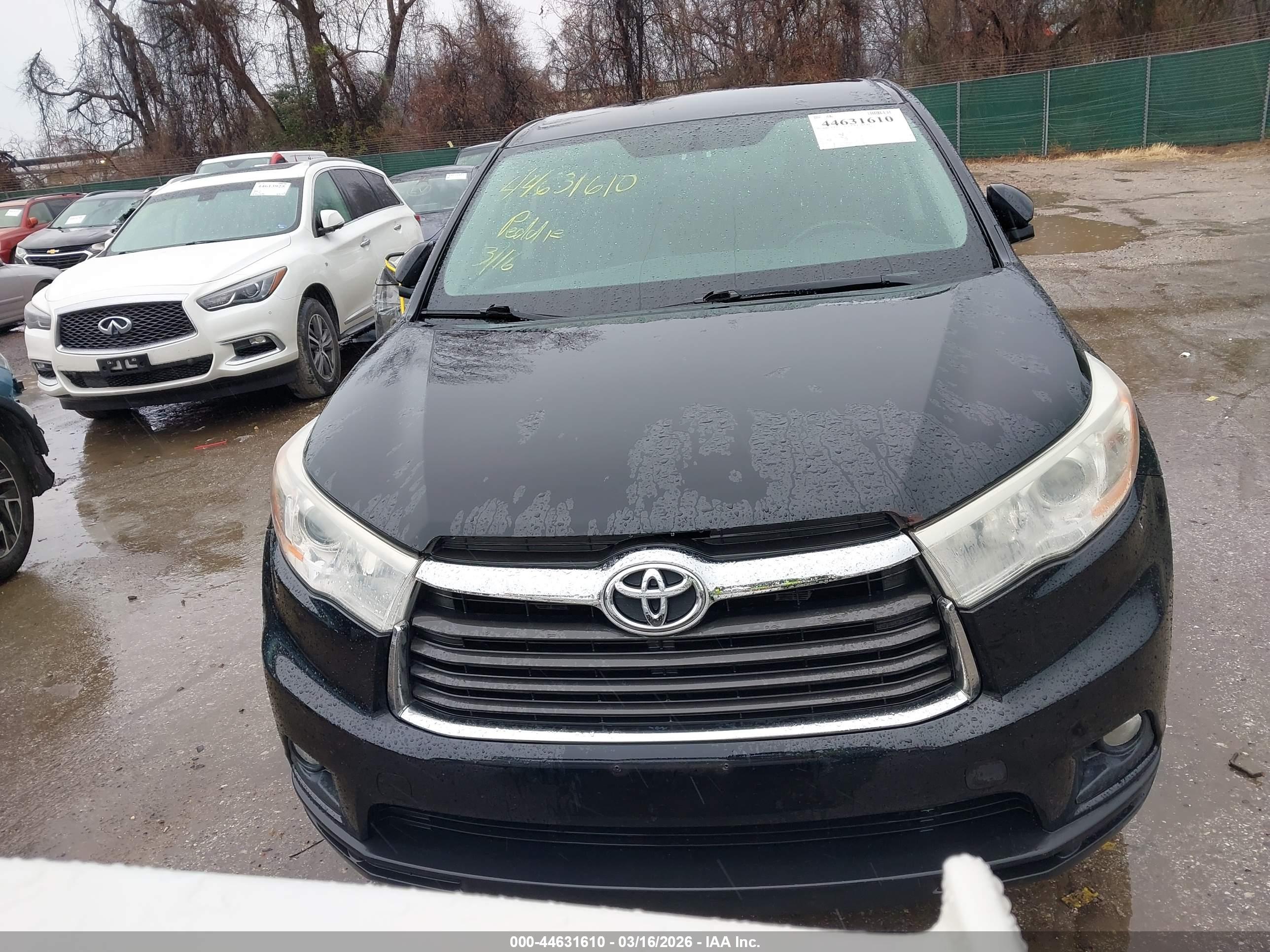 TOYOTA HIGHLANDER image 6
