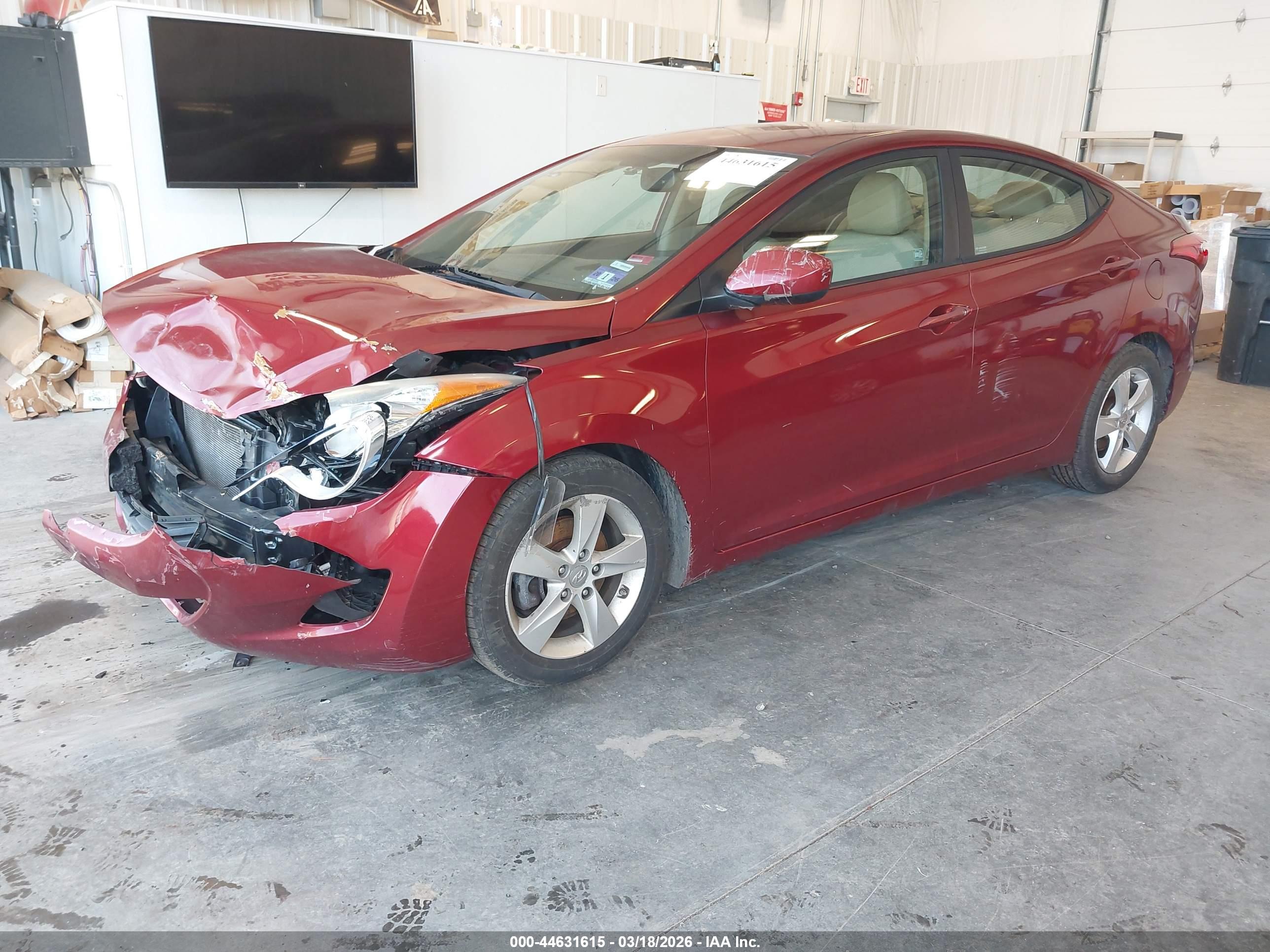HYUNDAI ELANTRA image 2