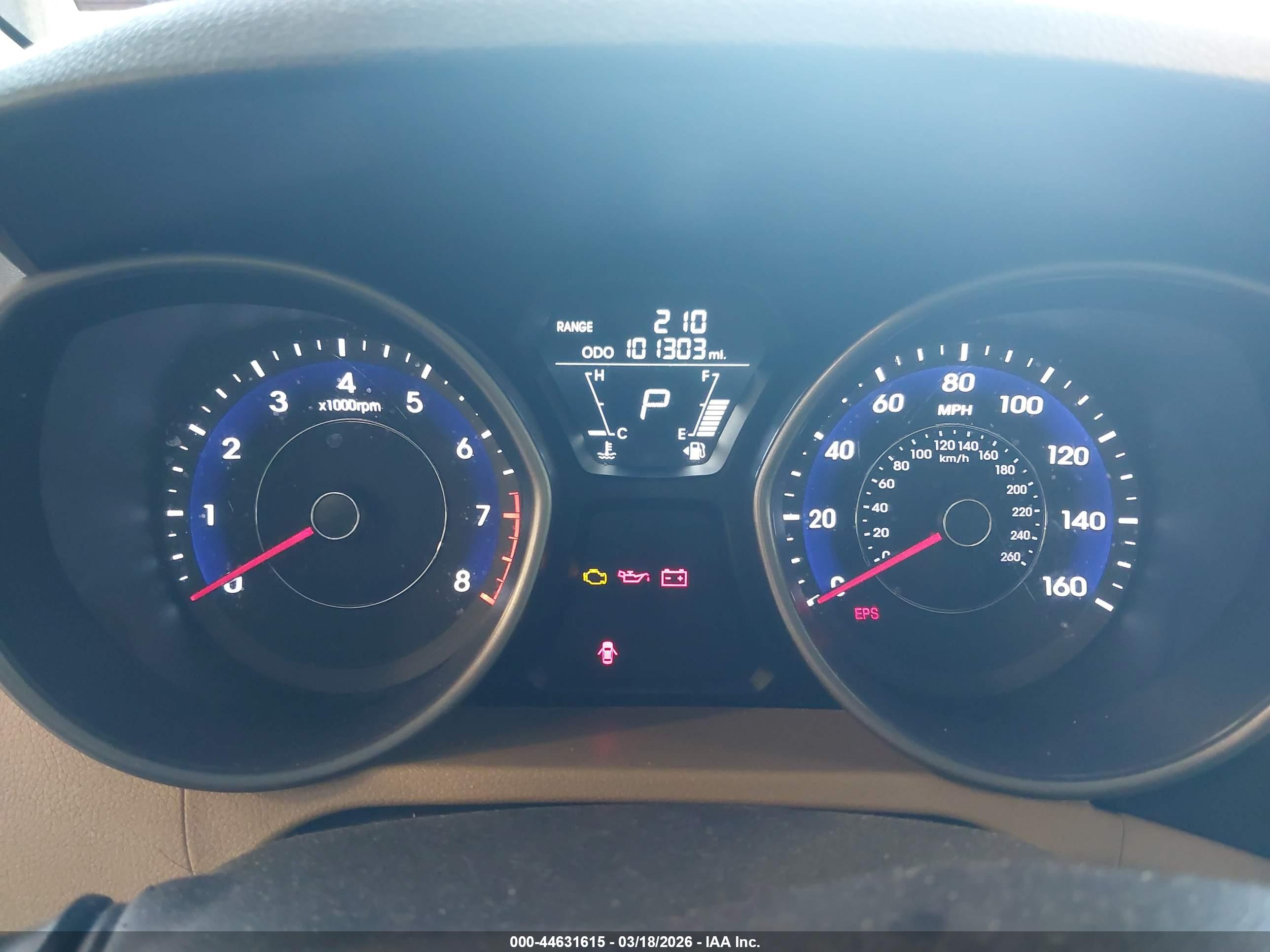 HYUNDAI ELANTRA image 7