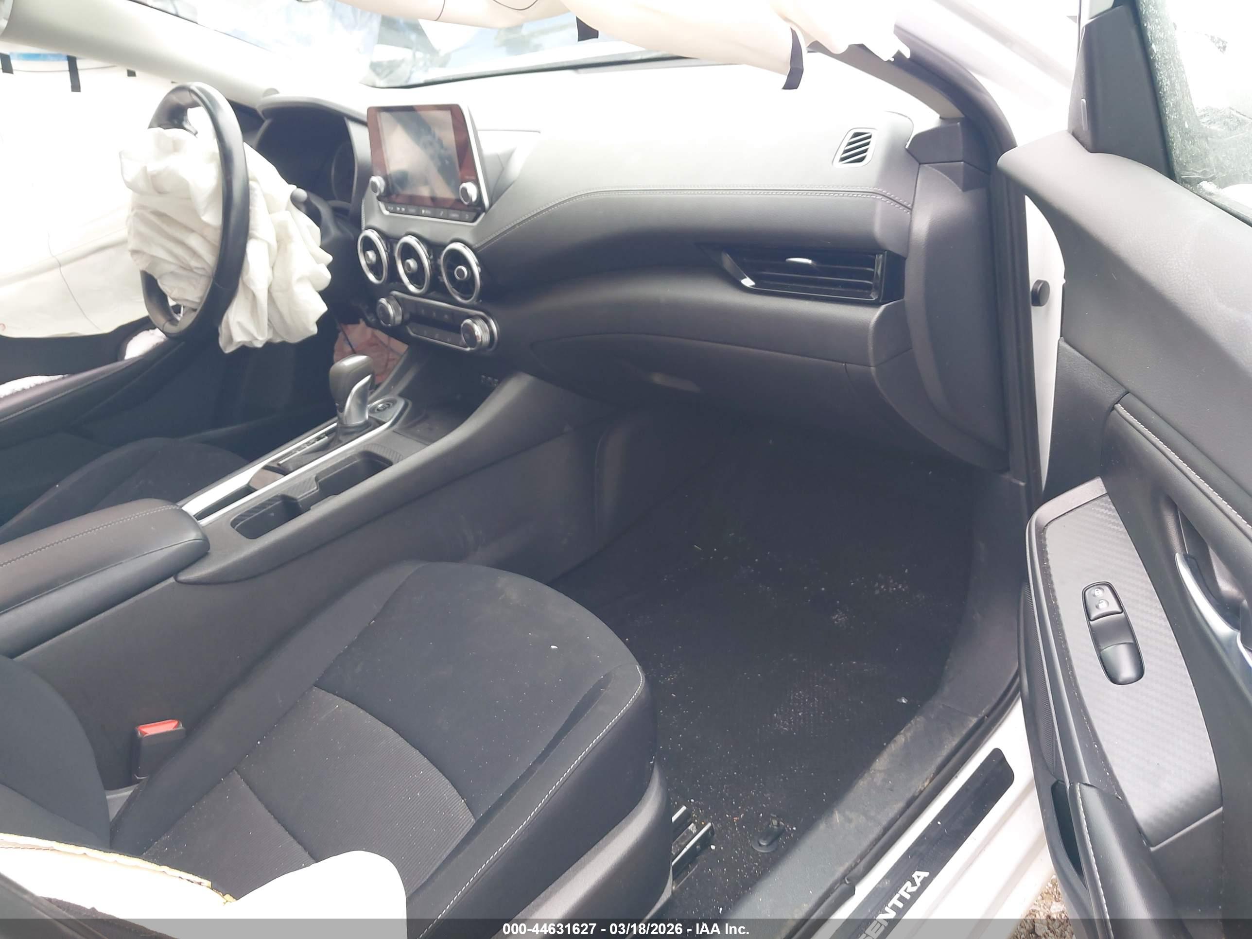 NISSAN SENTRA image 5