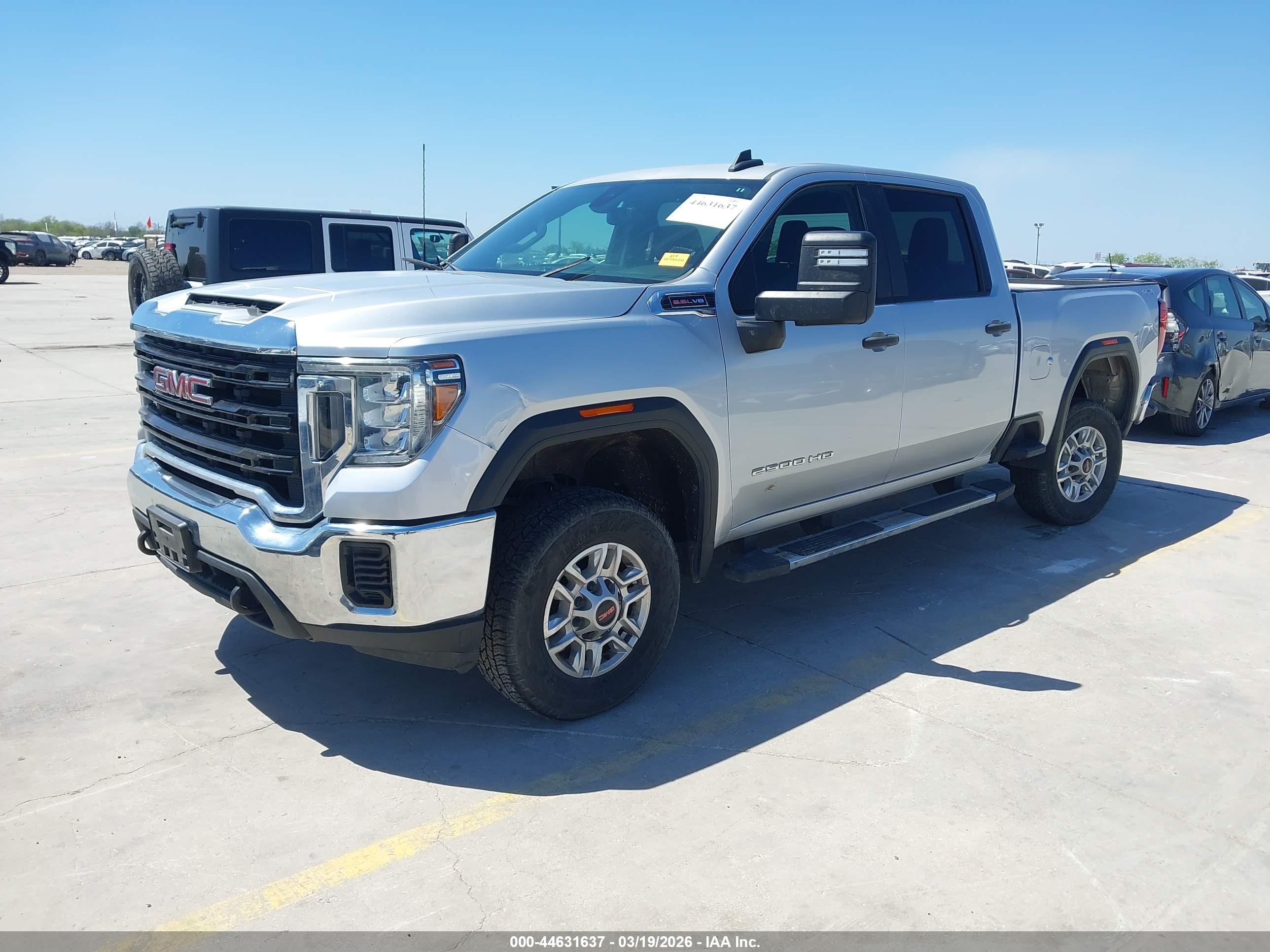 GMC SIERRA image 2