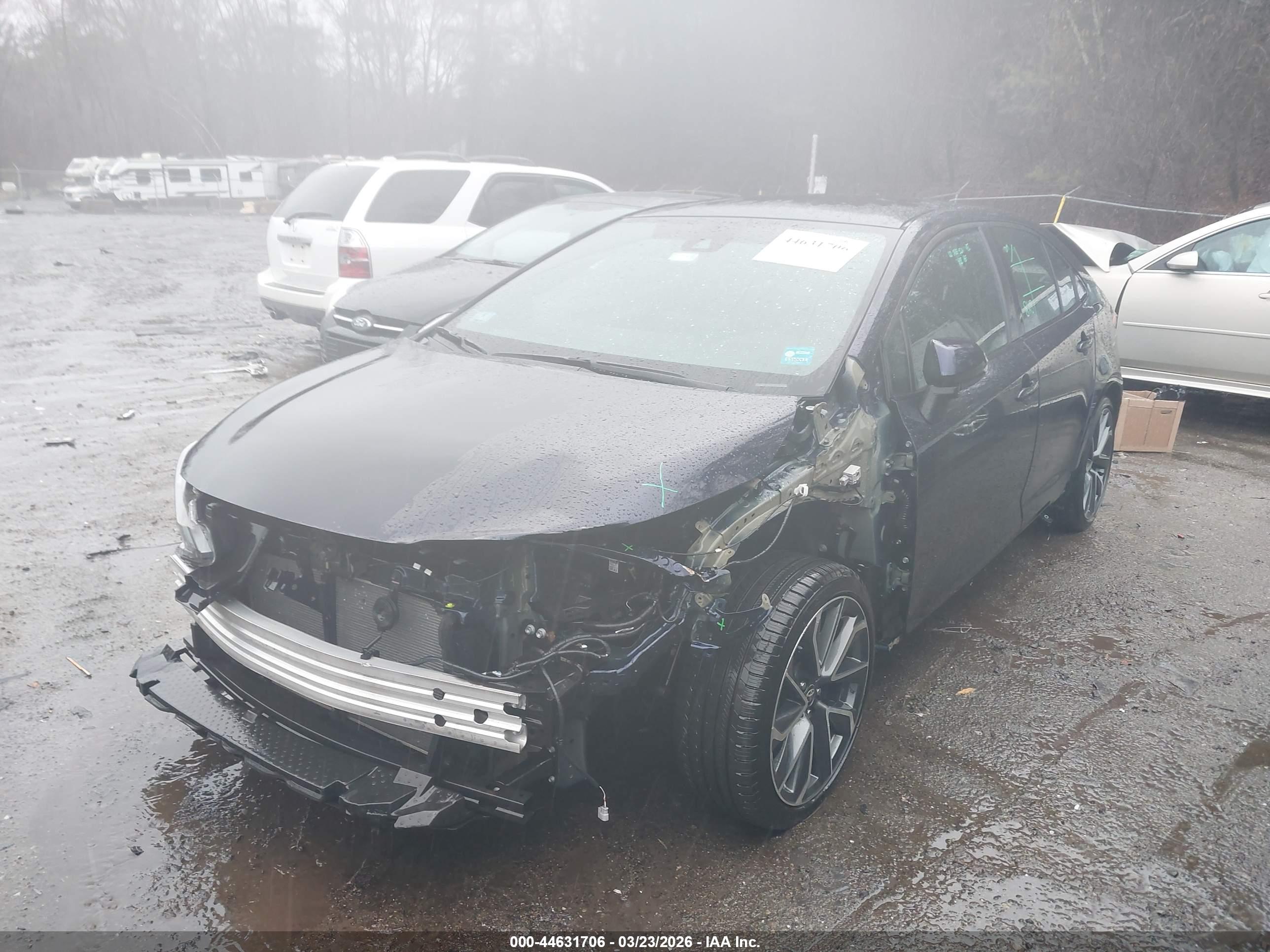 TOYOTA COROLLA image 2