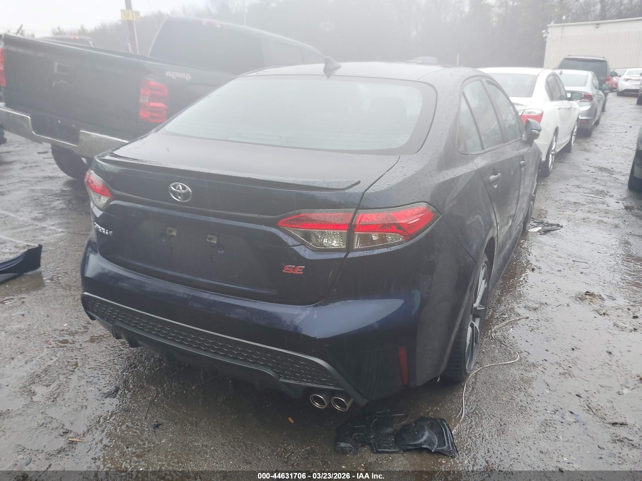 TOYOTA COROLLA image 4
