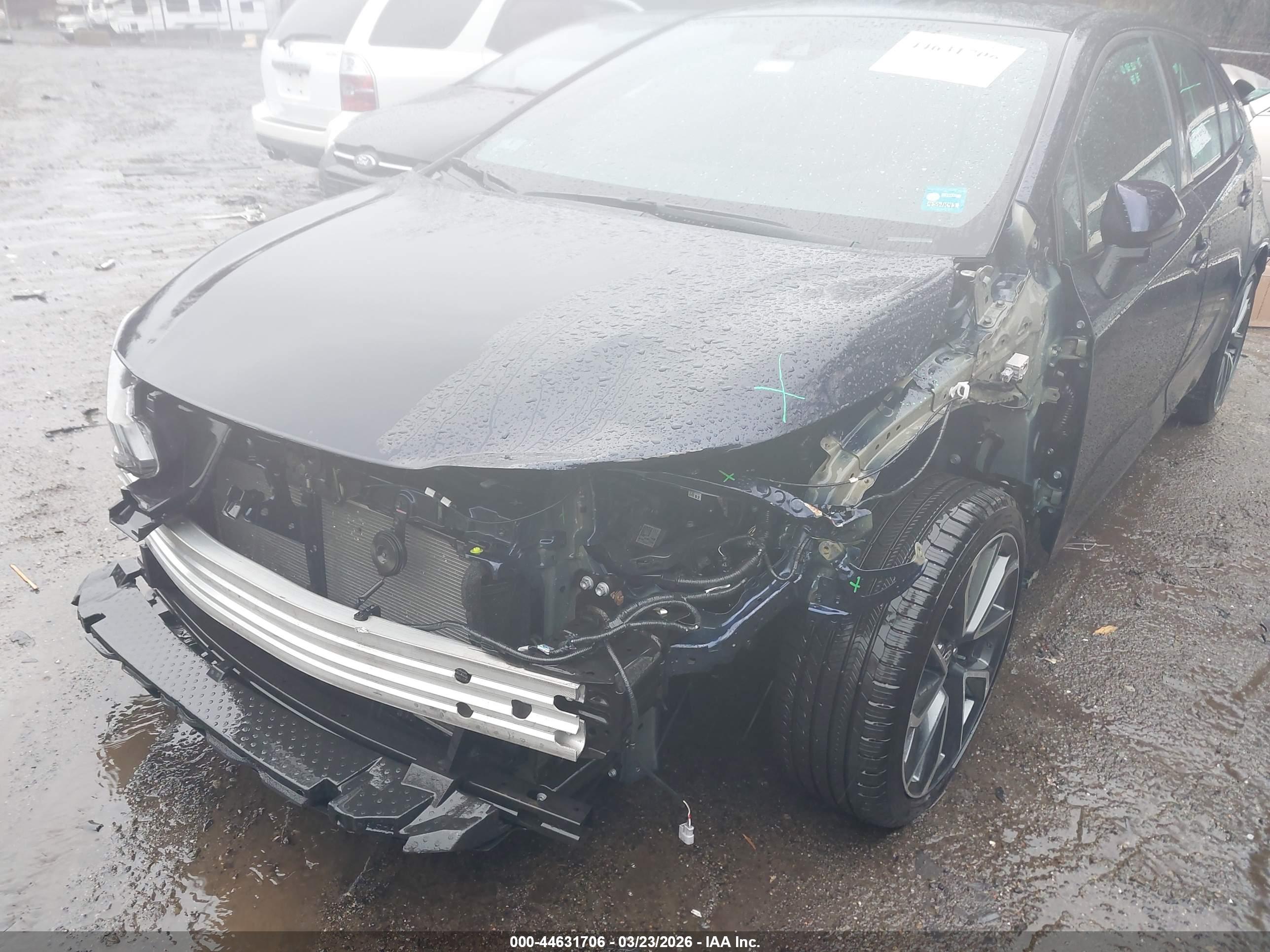 TOYOTA COROLLA image 6