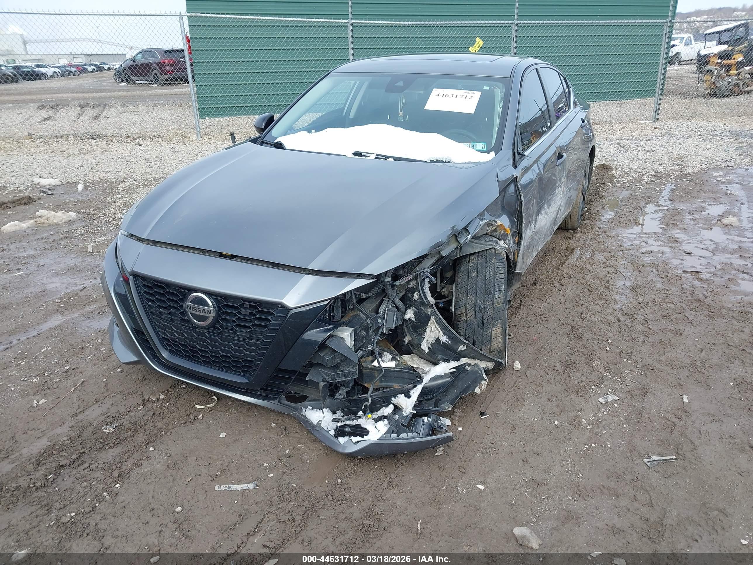 NISSAN ALTIMA image 6