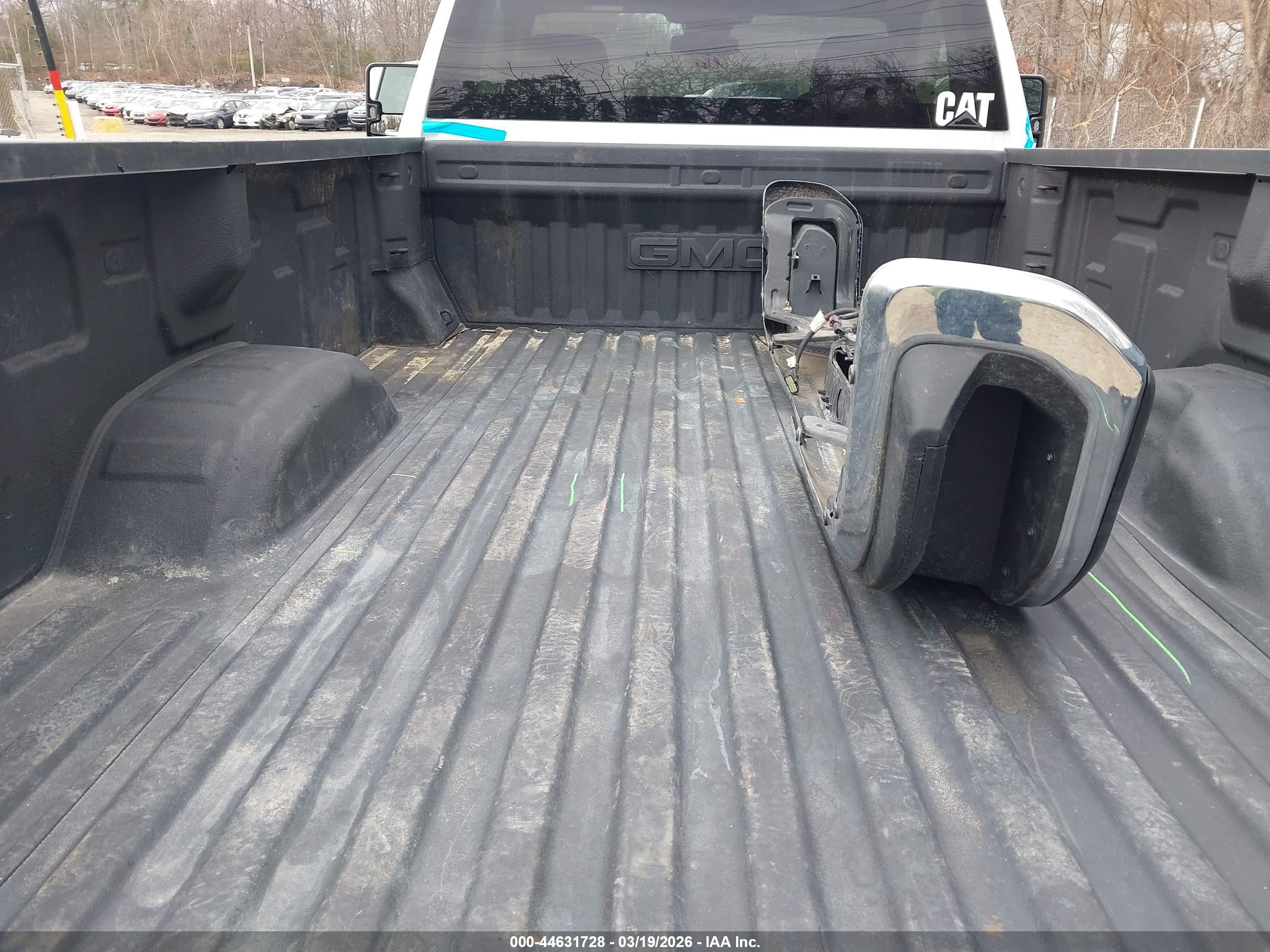 GMC SIERRA image 7