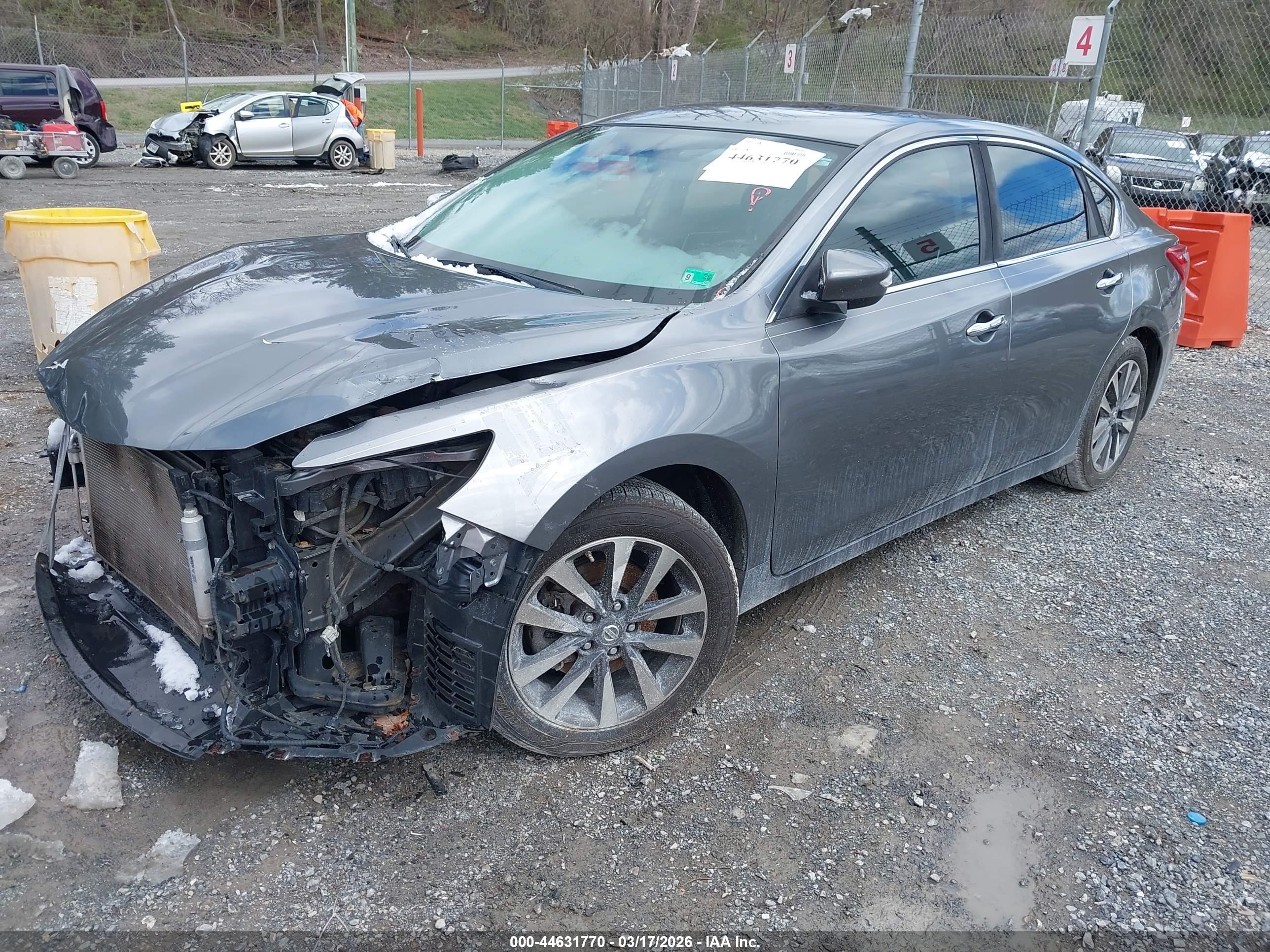 NISSAN ALTIMA image 2