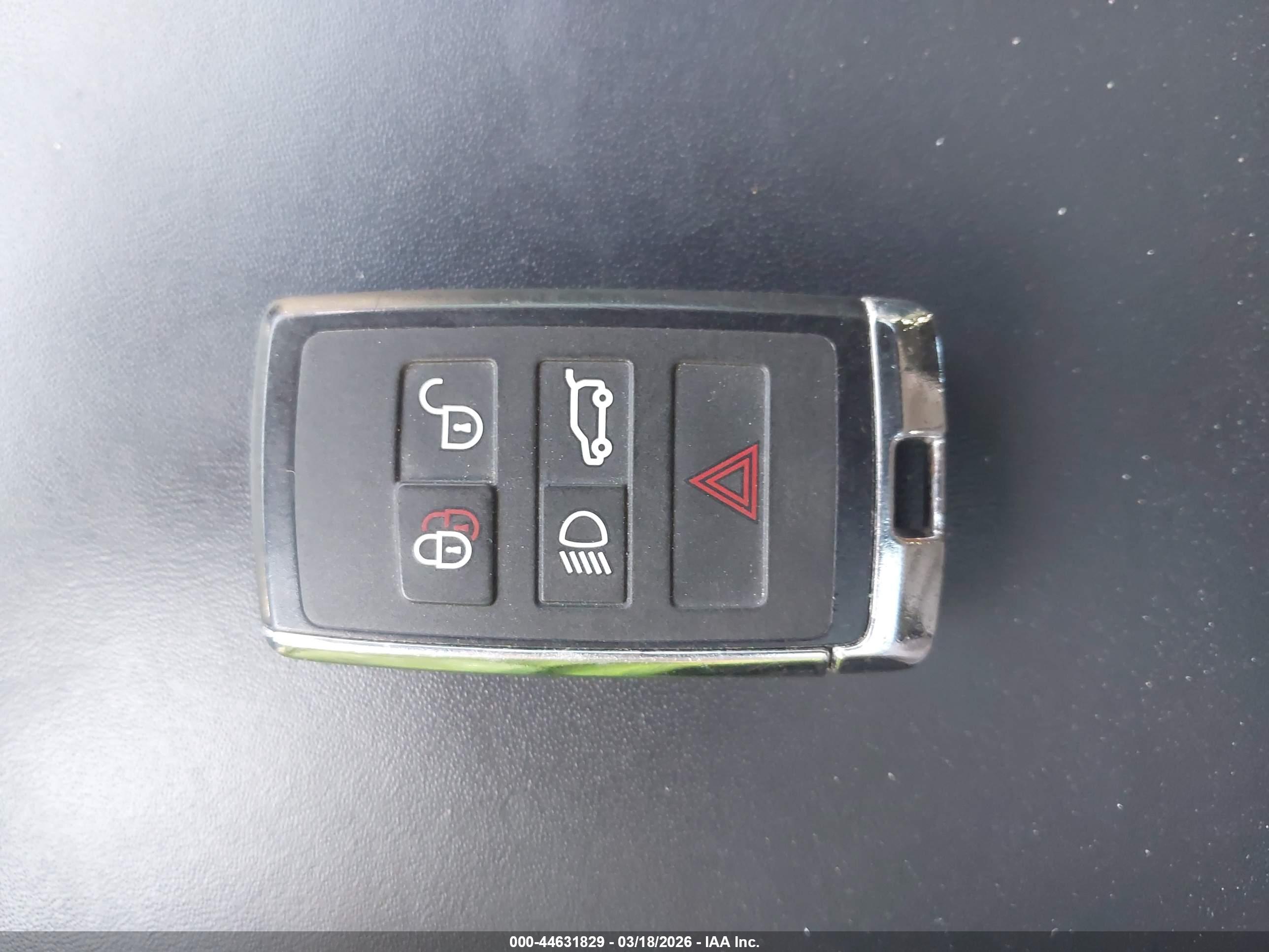 LAND ROVER image 11