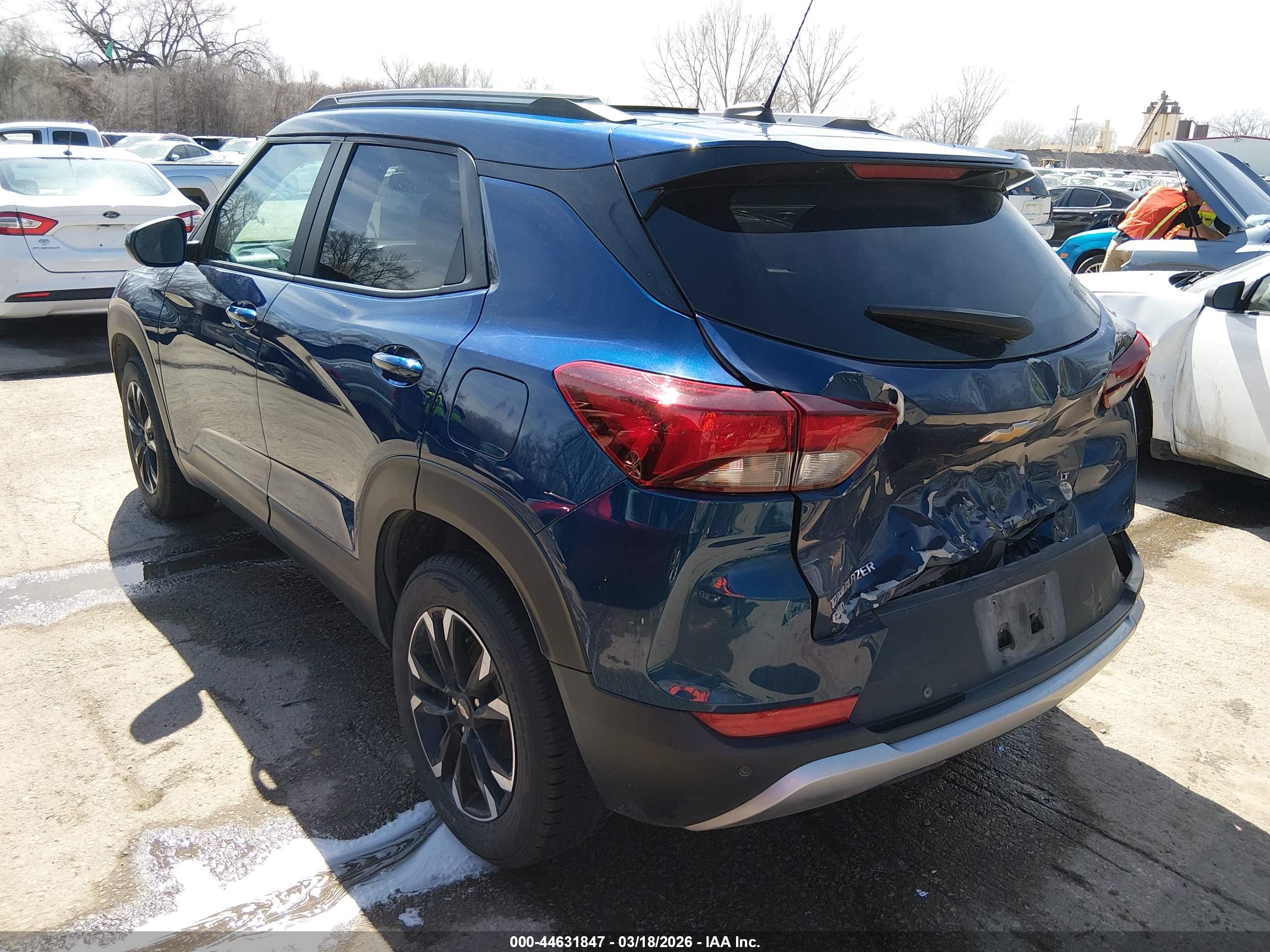 CHEVROLET TRAILBLAZER image 3