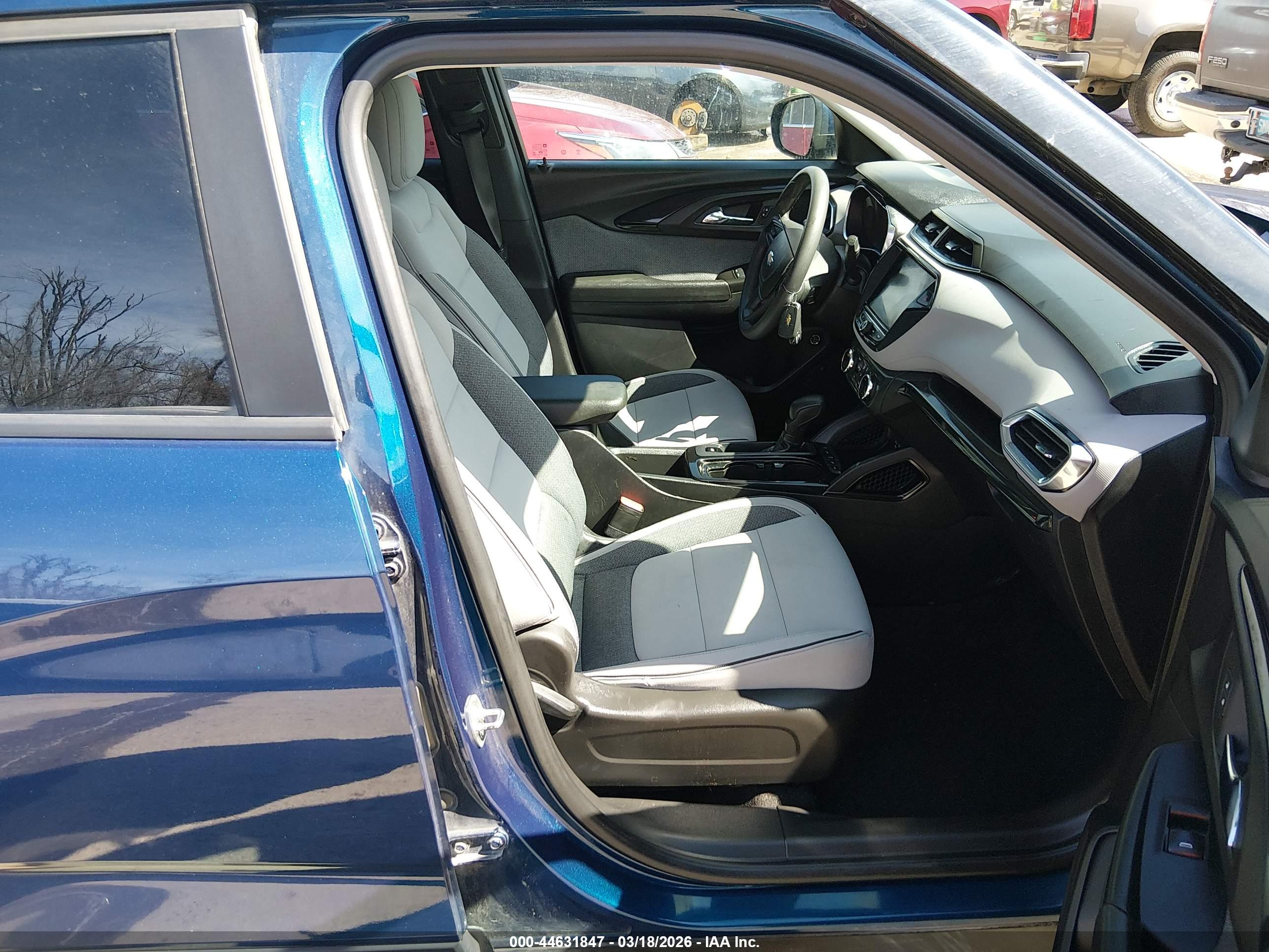 CHEVROLET TRAILBLAZER image 5
