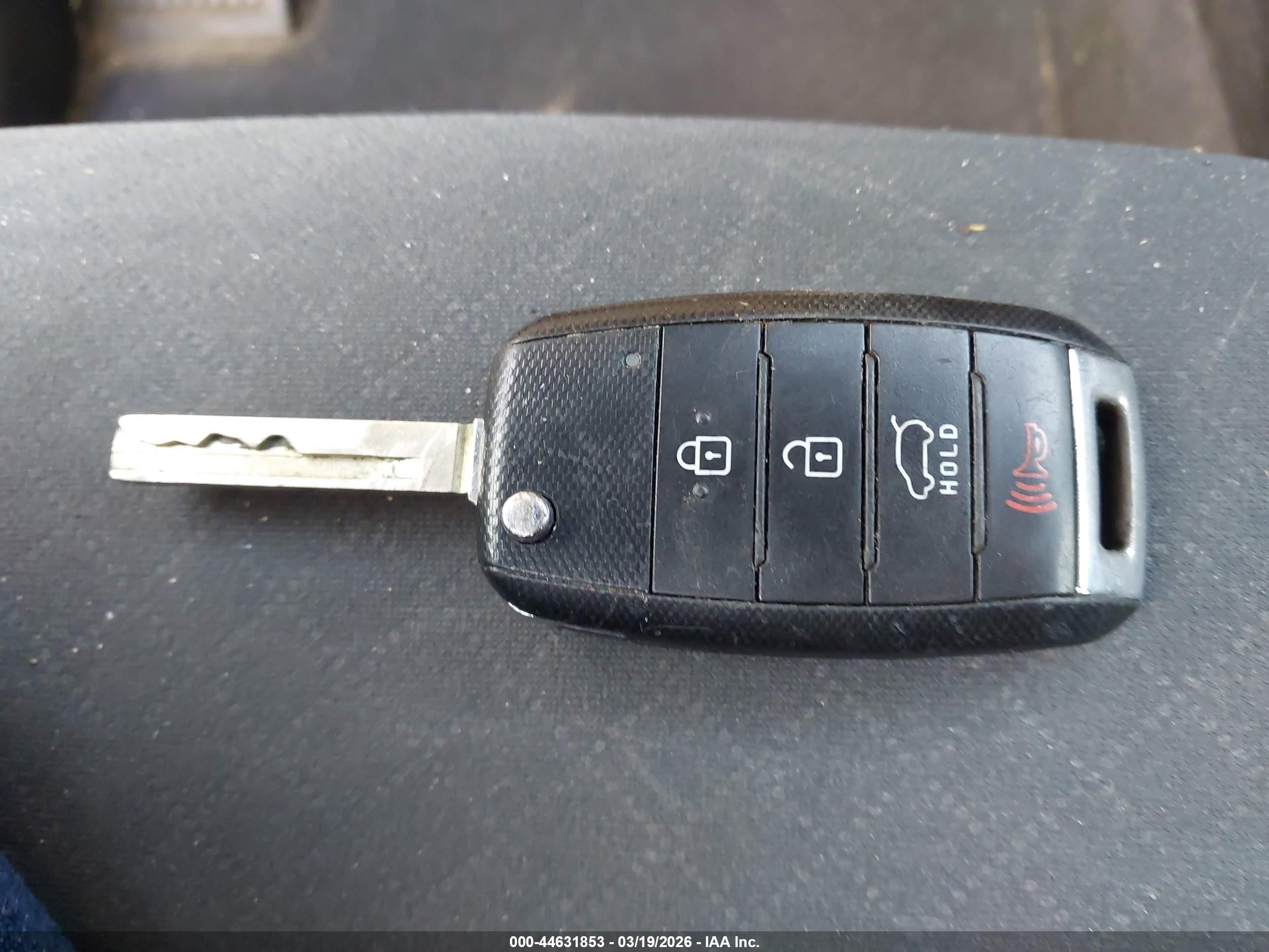 KIA SORENTO image 11