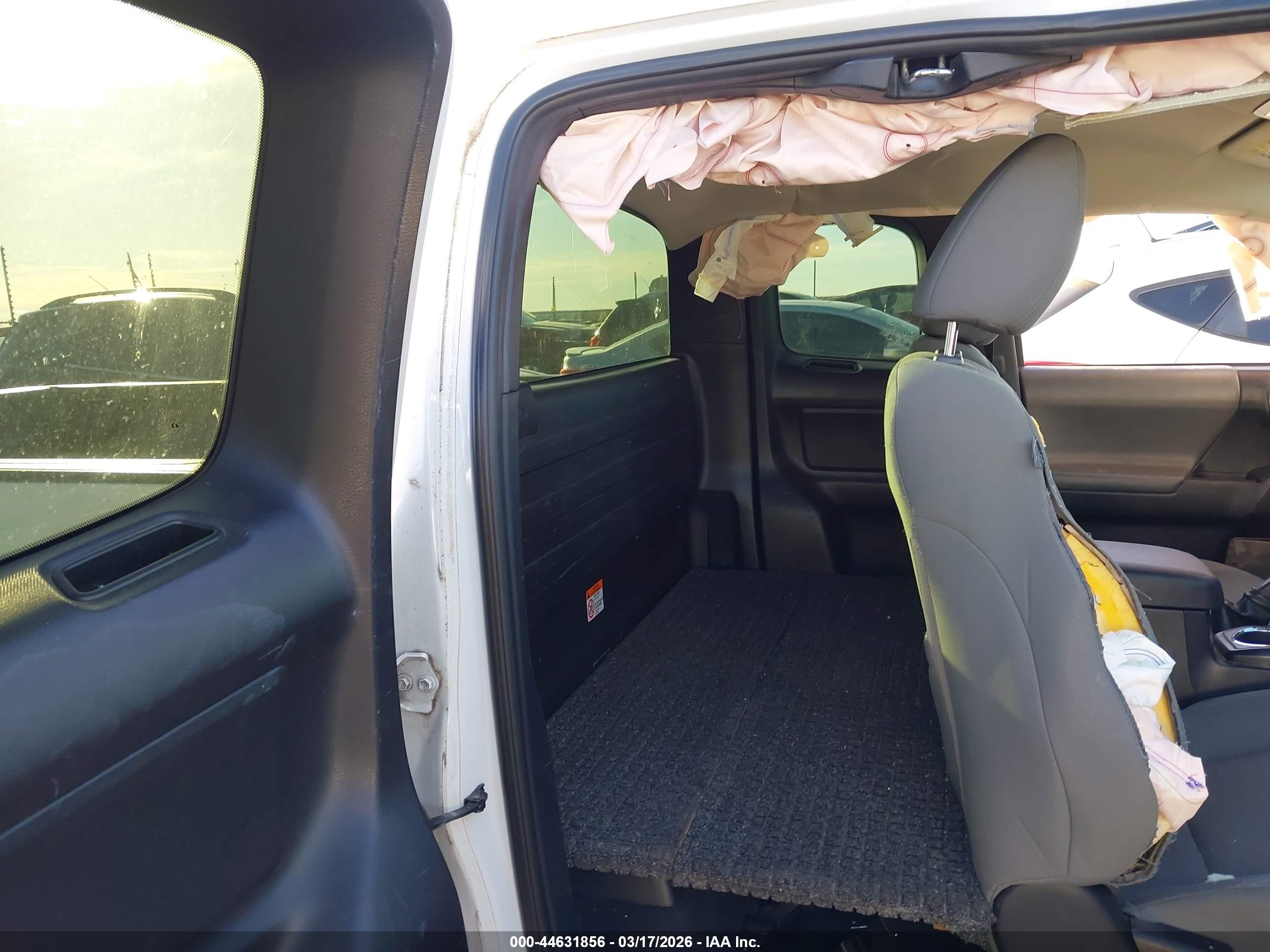 TOYOTA TACOMA image 8