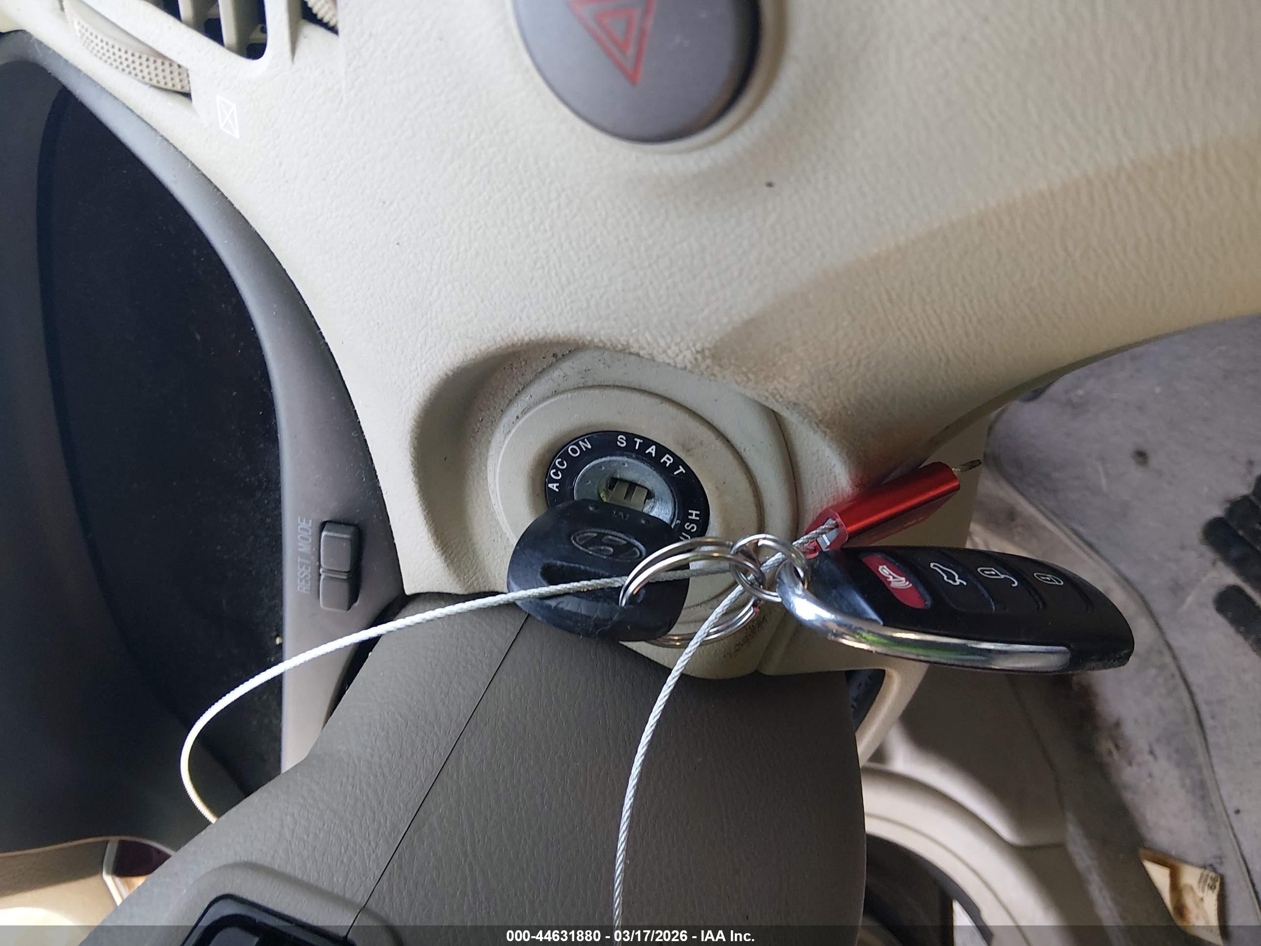 HYUNDAI AZERA image 11