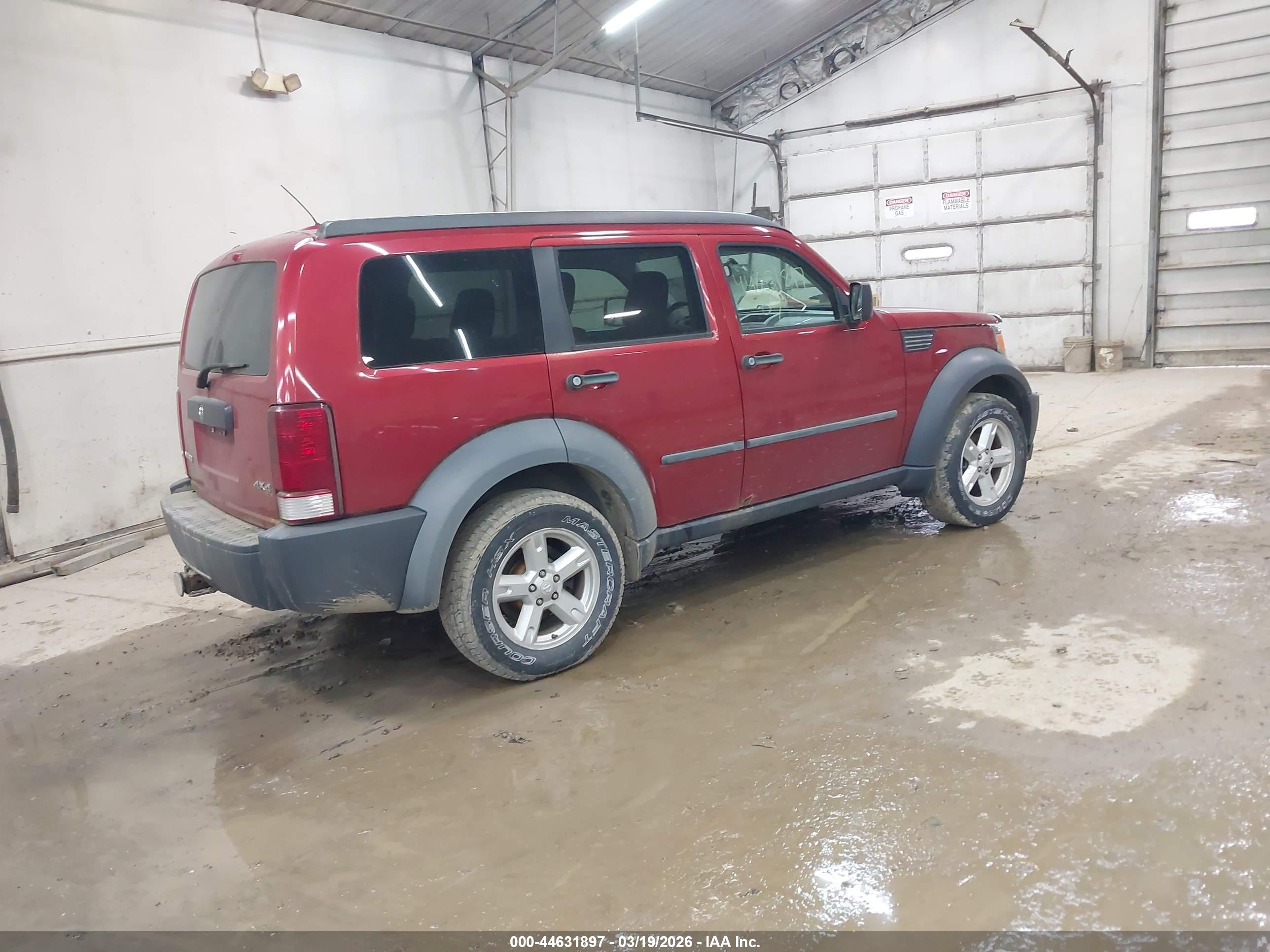 DODGE NITRO image 4