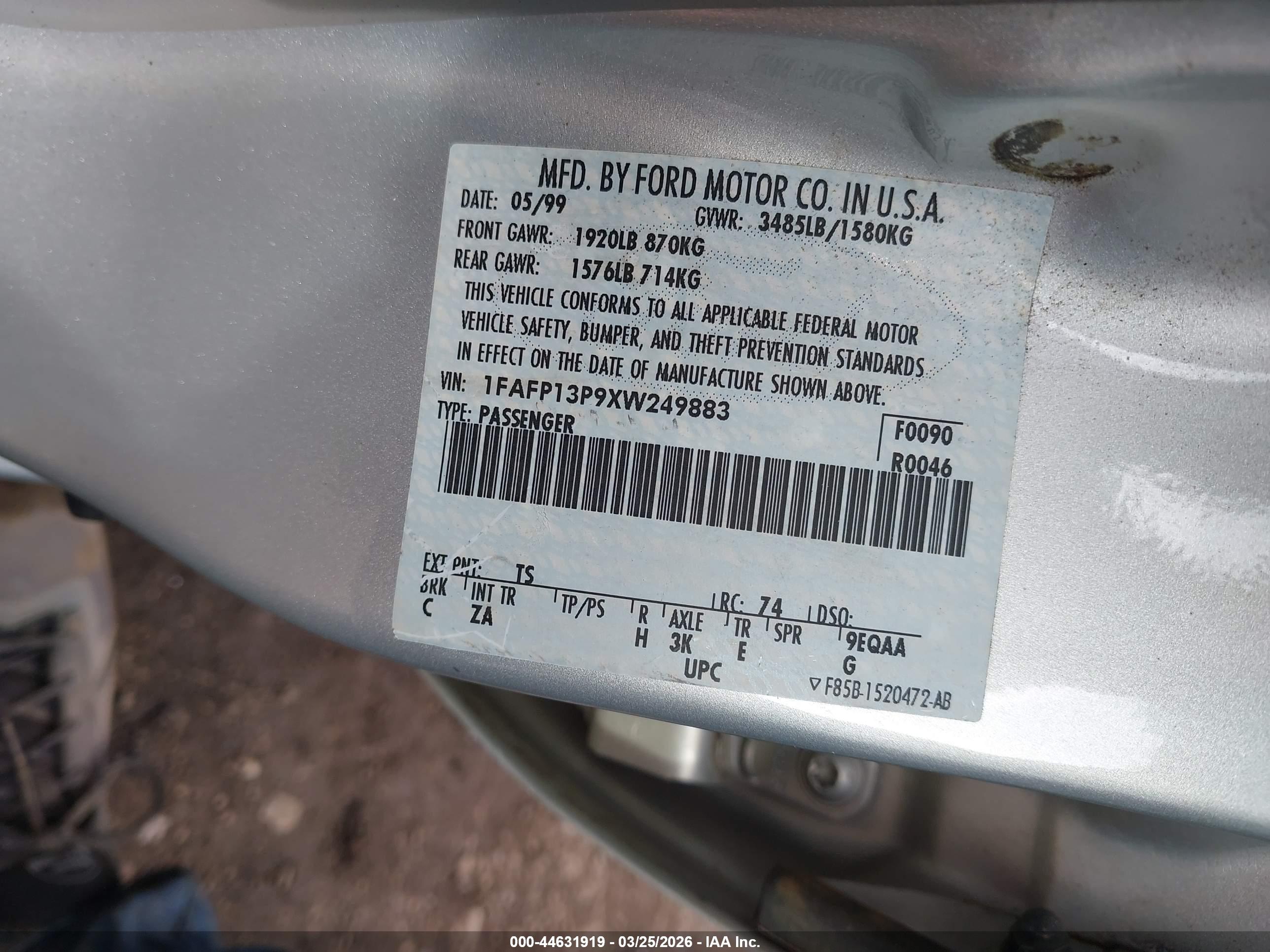 FORD ESCORT image 9