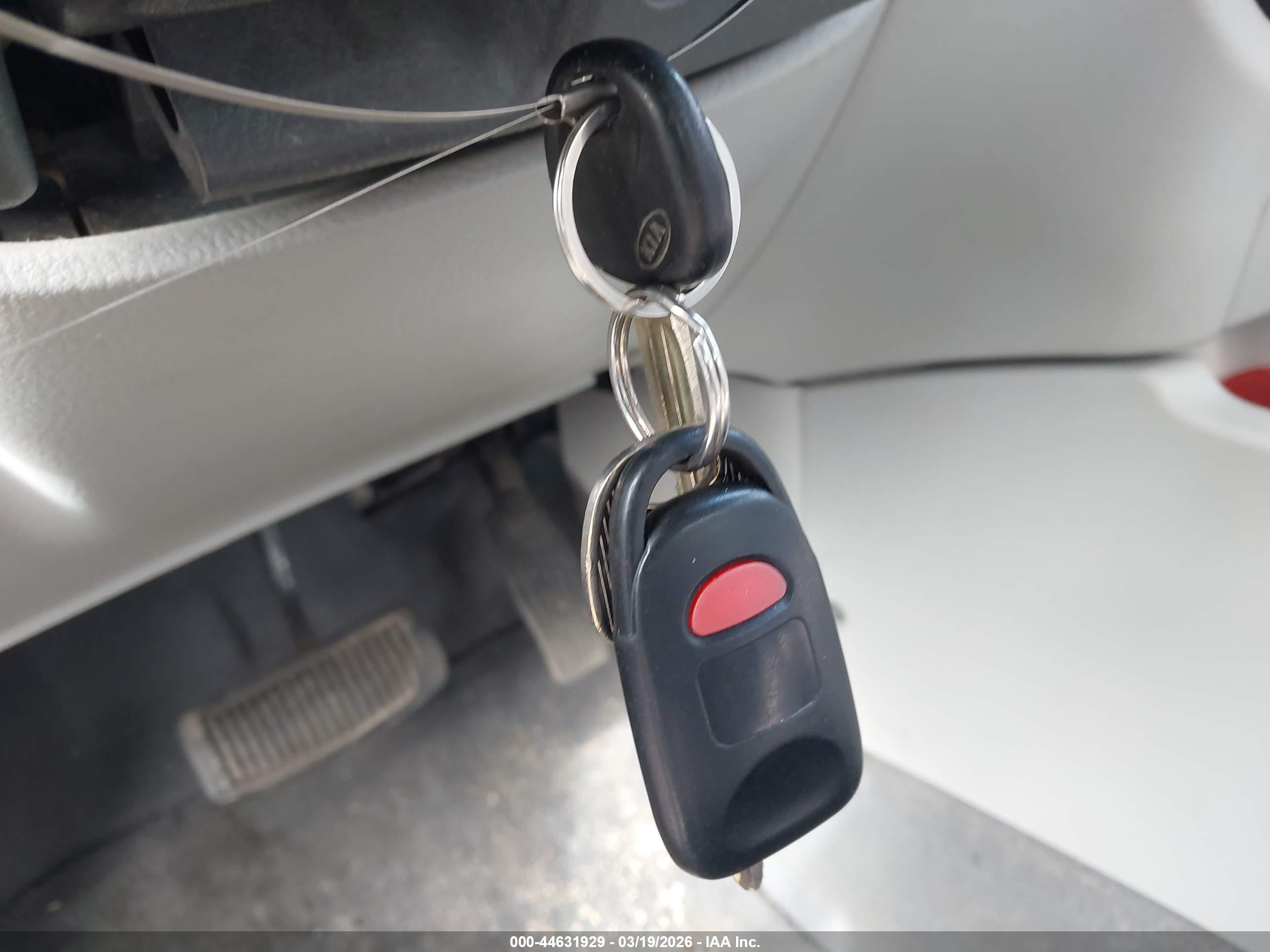 KIA SPECTRA image 11