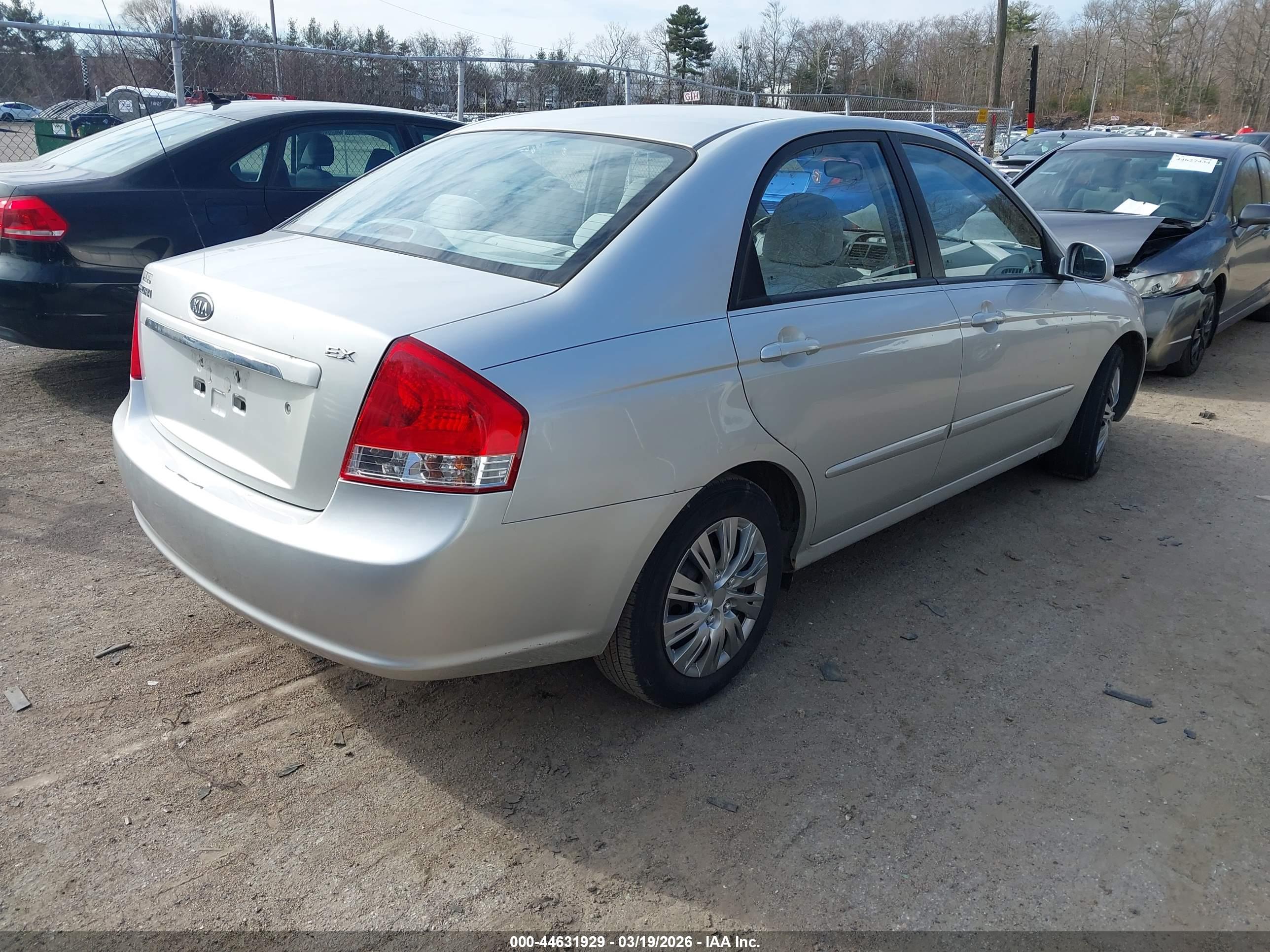 KIA SPECTRA image 4