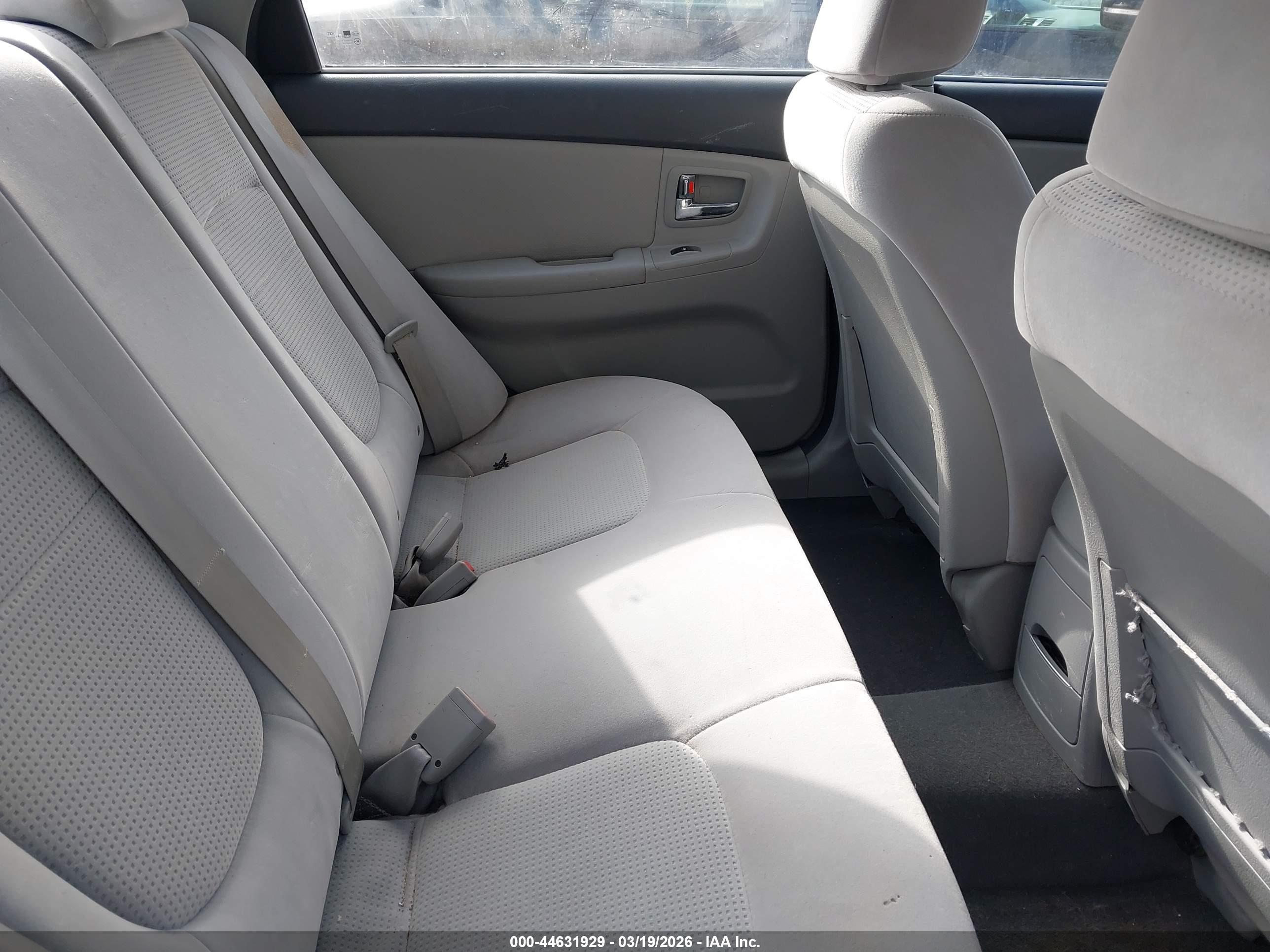 KIA SPECTRA image 8