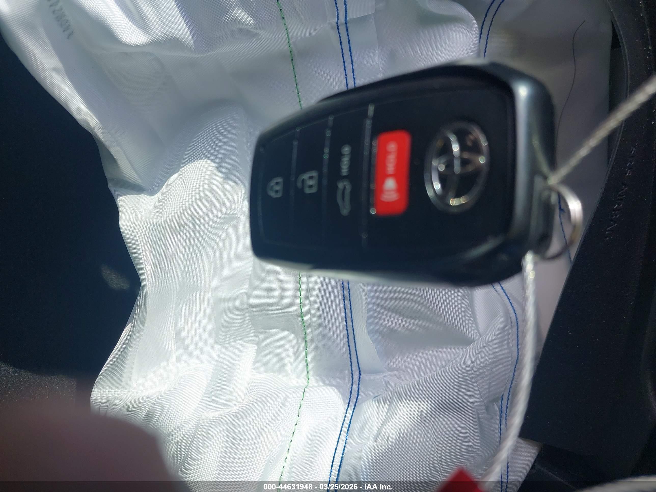 TOYOTA COROLLA image 11