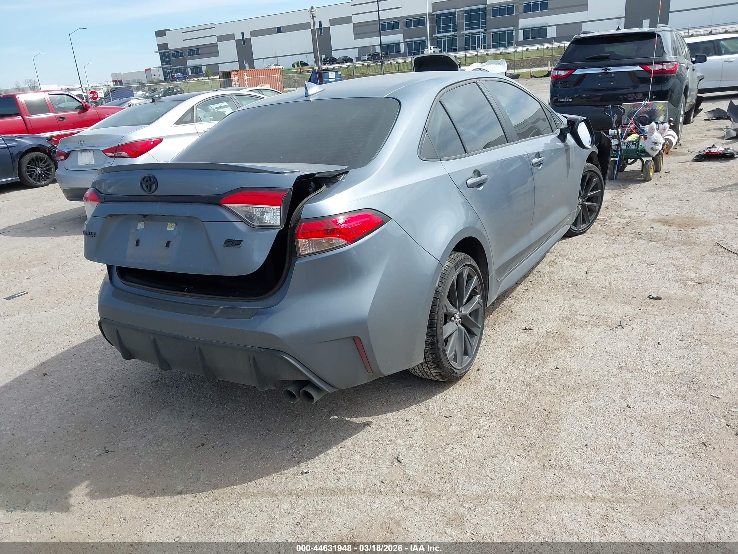 TOYOTA COROLLA image 4