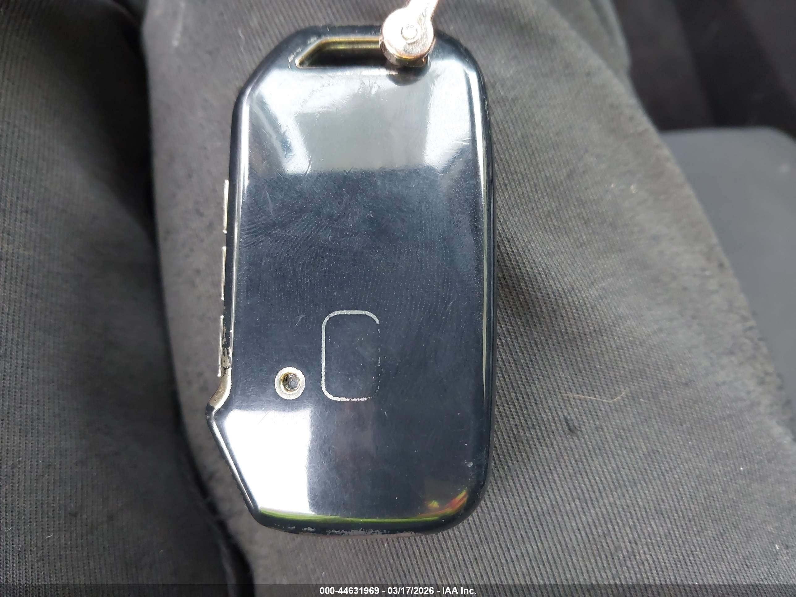 KIA K5 image 11