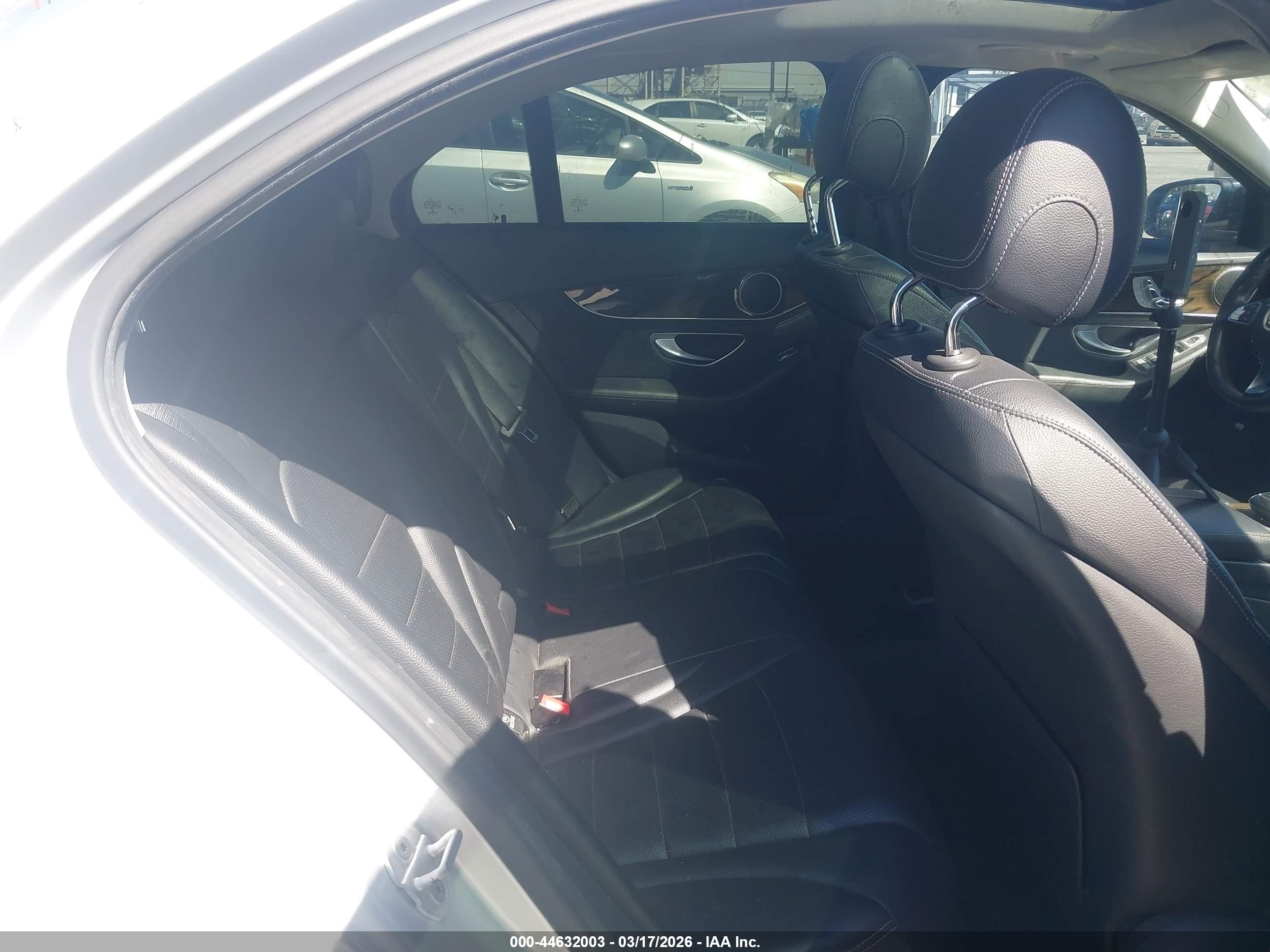 MERCEDES-BENZ C image 8