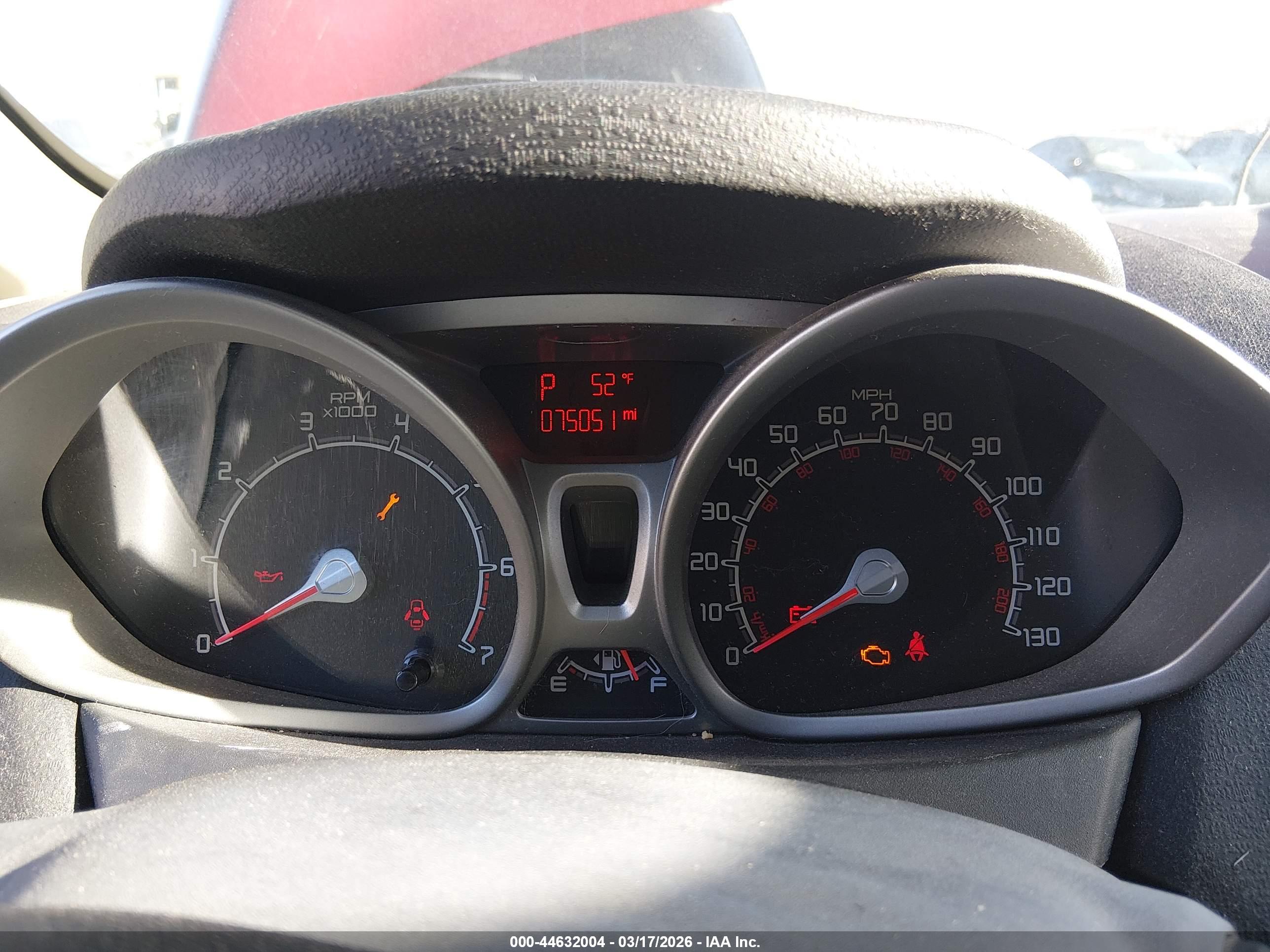 FORD FIESTA image 7