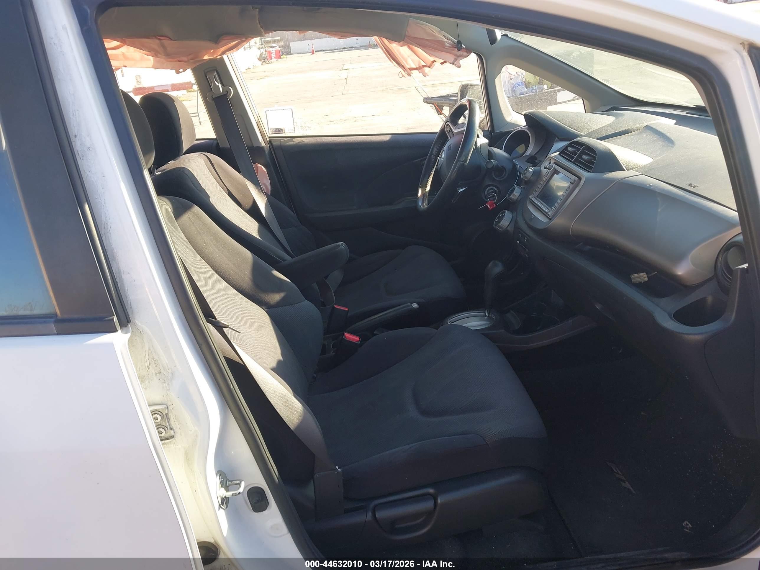 HONDA FIT image 5