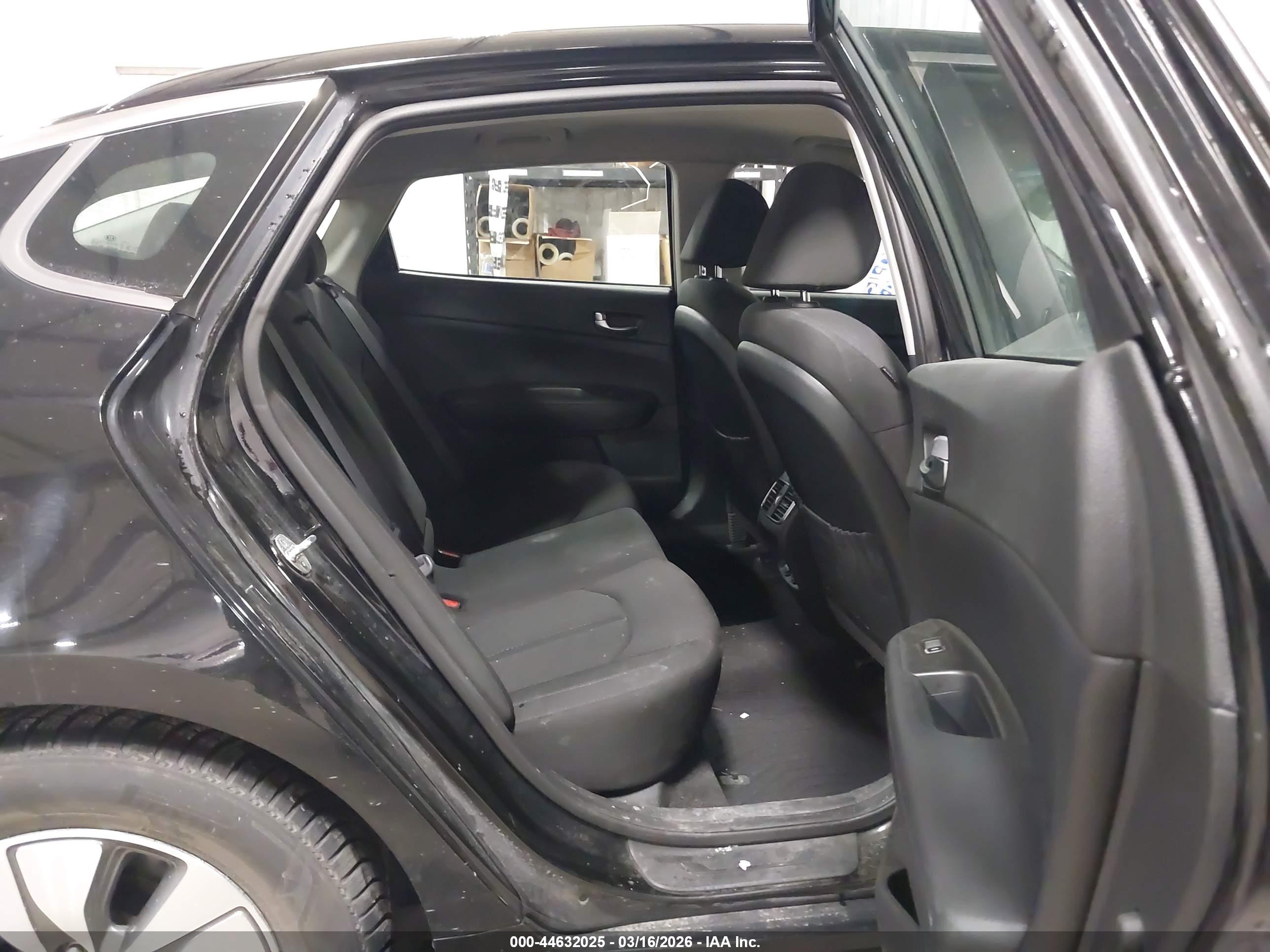 KIA OPTIMA image 8
