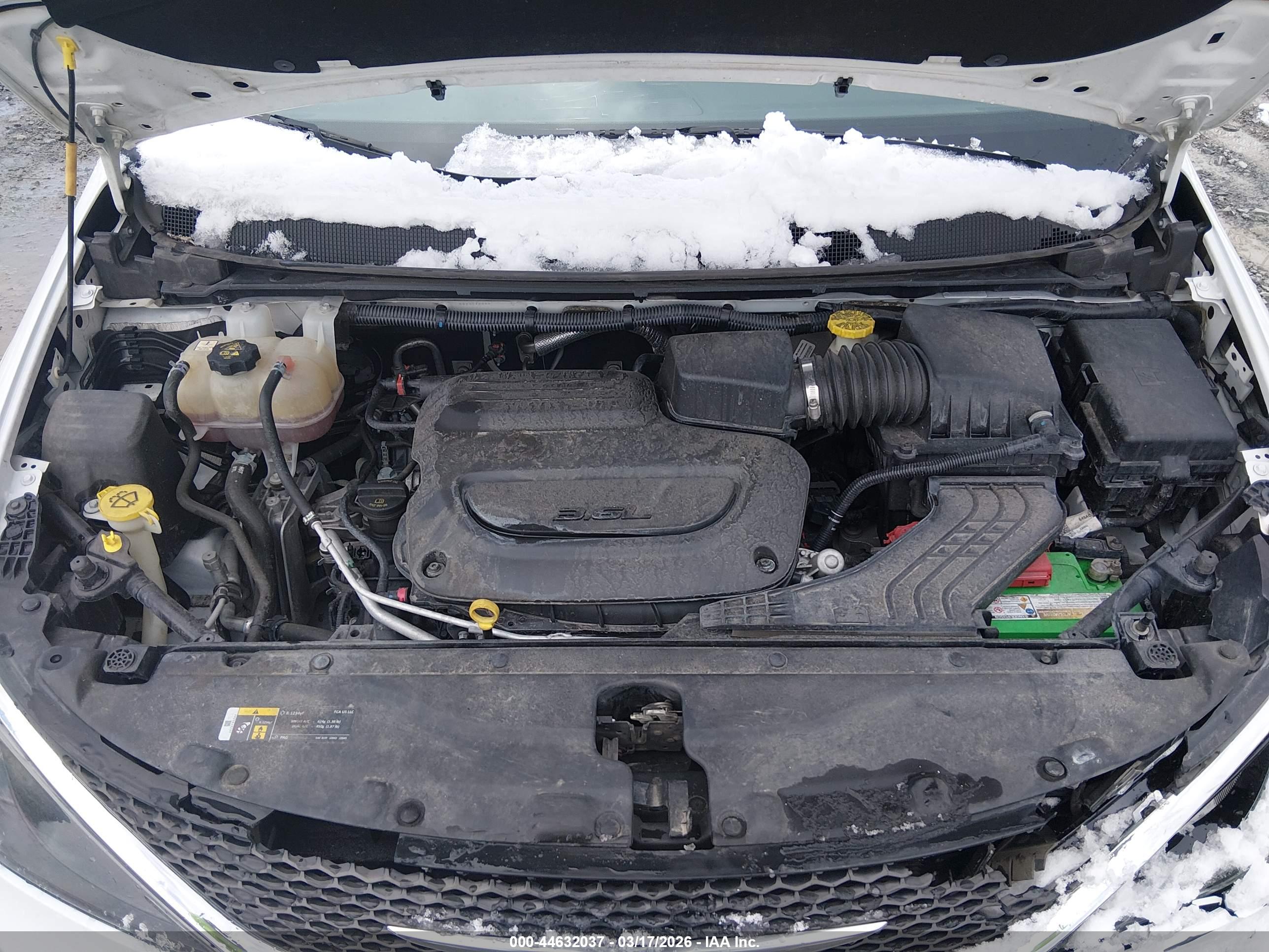 CHRYSLER VOYAGER image 10